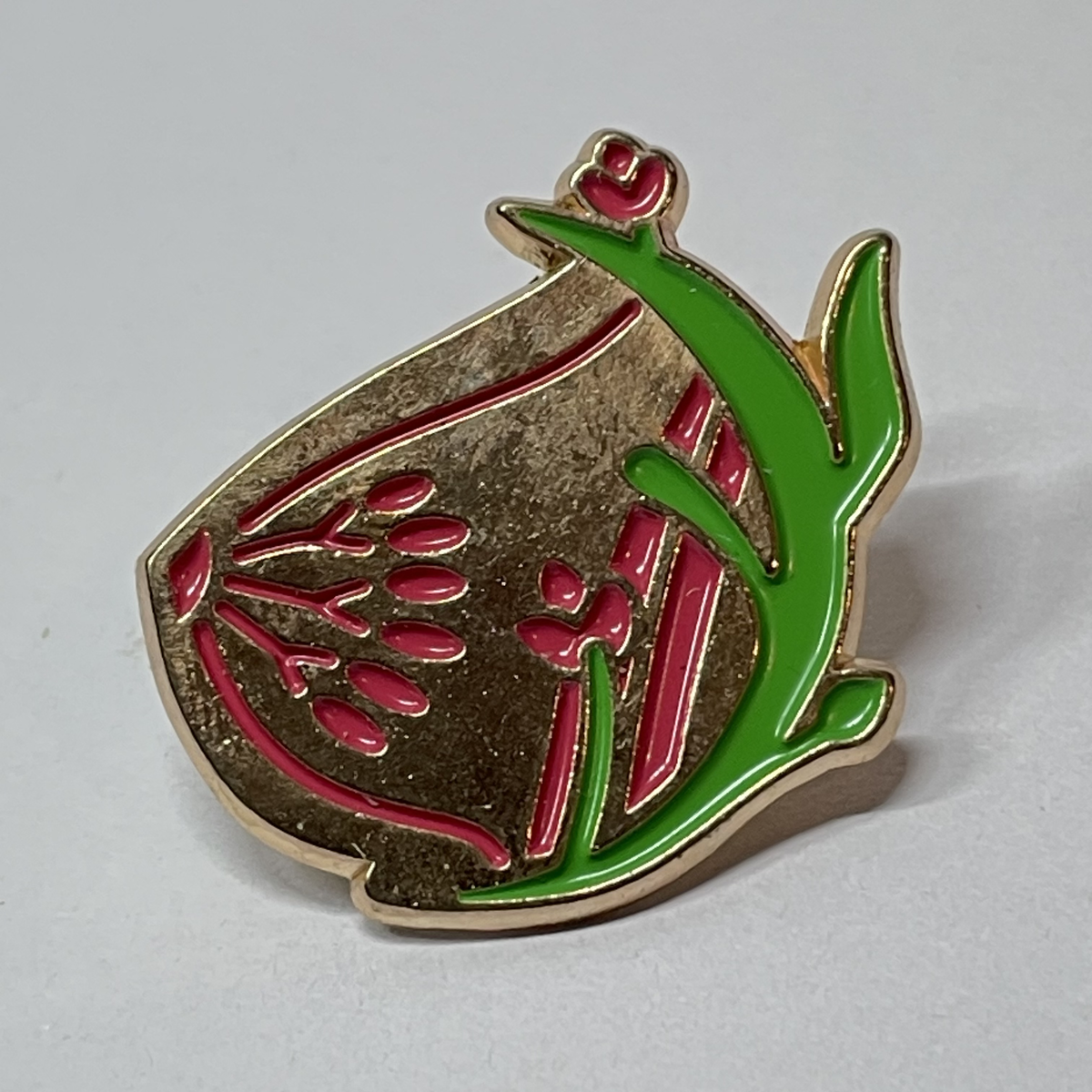 Pin Glándula mamaria dorada de MedPins