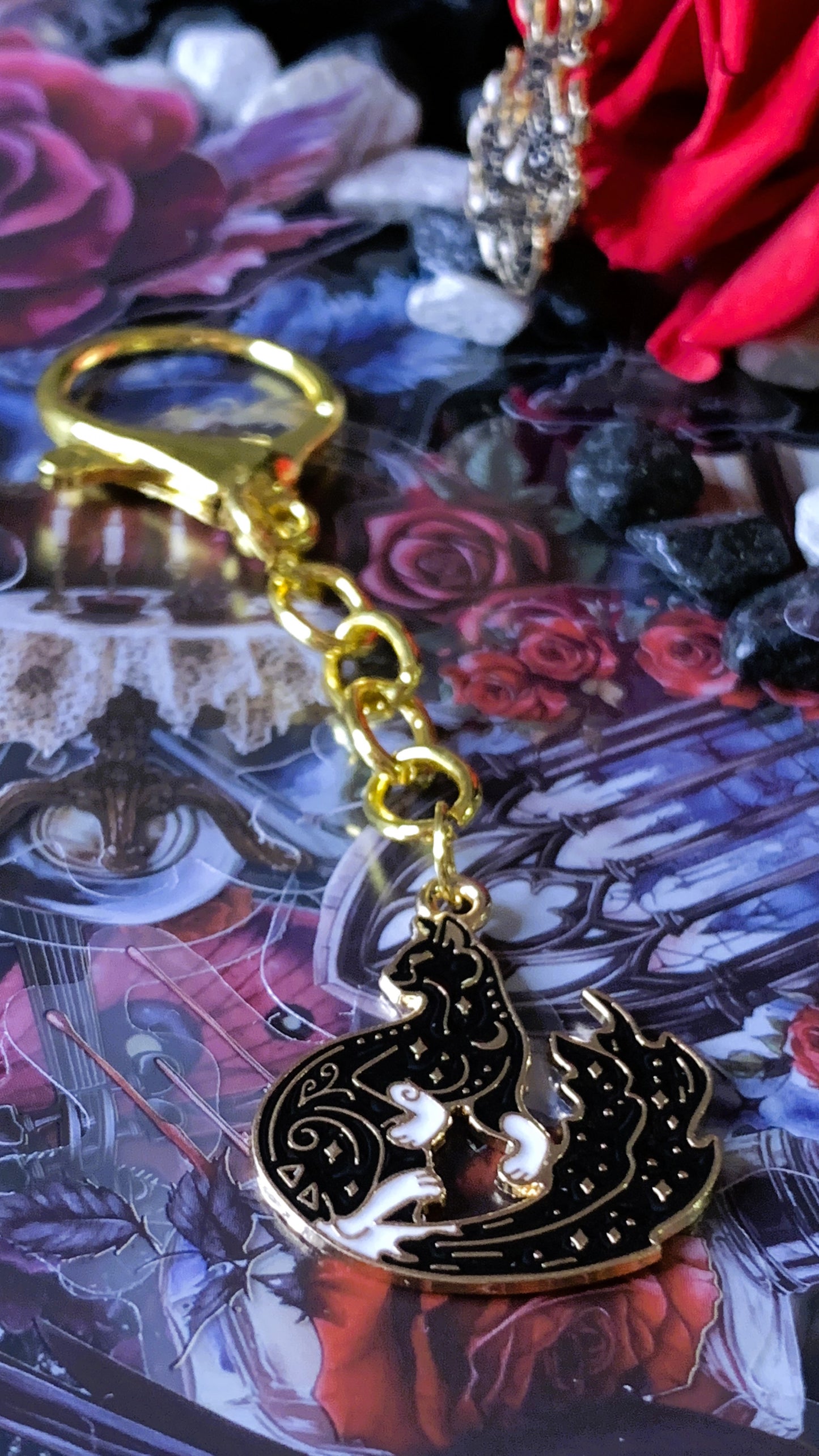 🐉 Pack “Golden Beasts” | Gothic Exotic Animals Earrings & Keychains – Dark Anatomy Halloween Edition 🕸️ | 1:1 Limited Edition