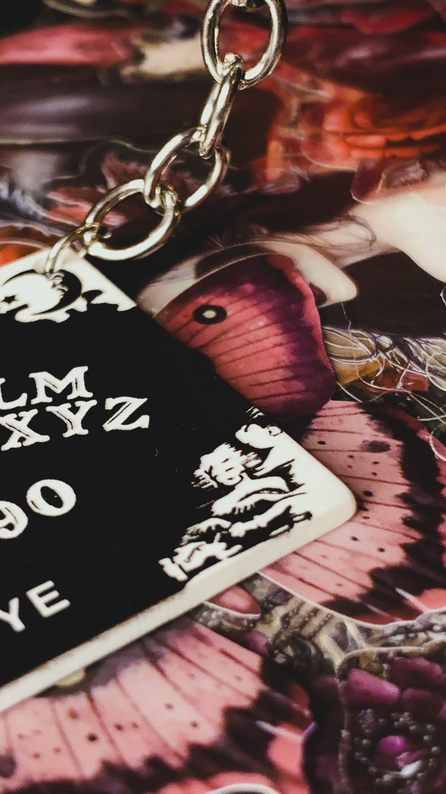 Estuche “Ouija Noir” | Gothic Ouija Board Pouch – Dark Anatomy Halloween Edition 🔮 | 1:1 Limited Edition