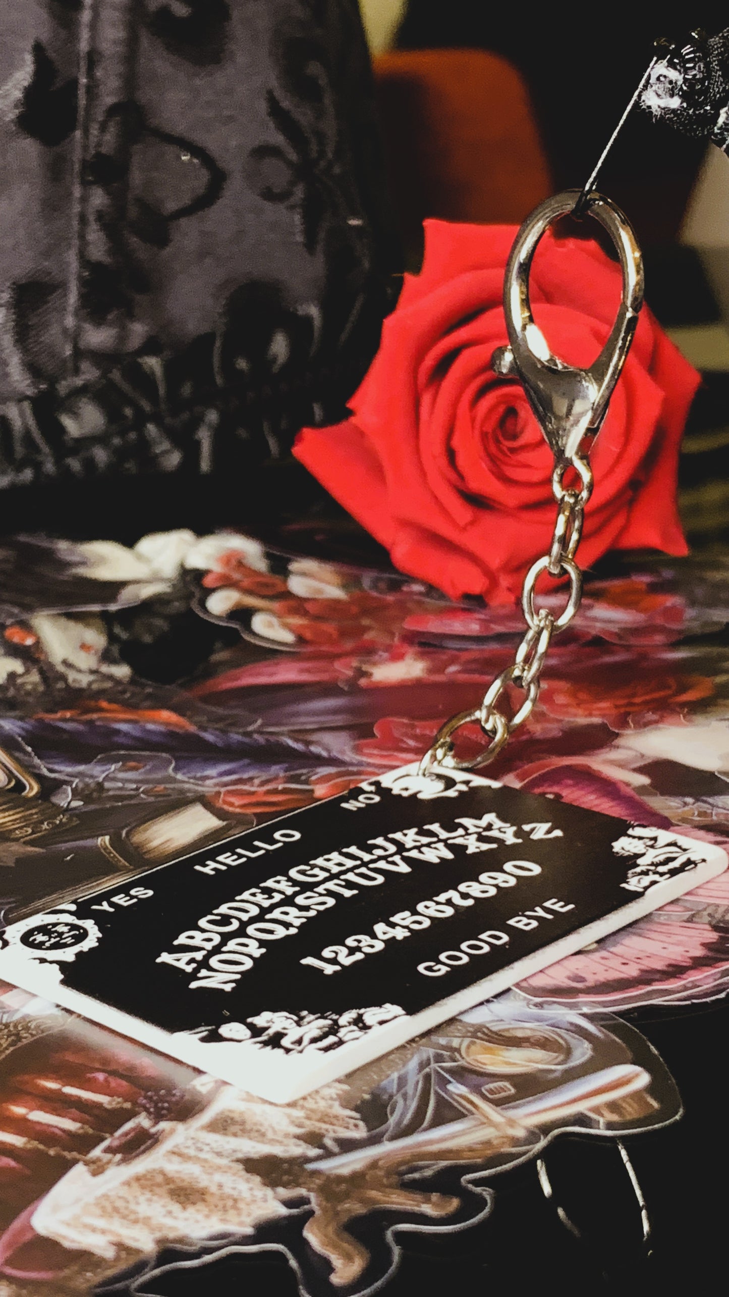 Estuche “Ouija Noir” | Gothic Ouija Board Pouch – Dark Anatomy Halloween Edition 🔮 | 1:1 Limited Edition