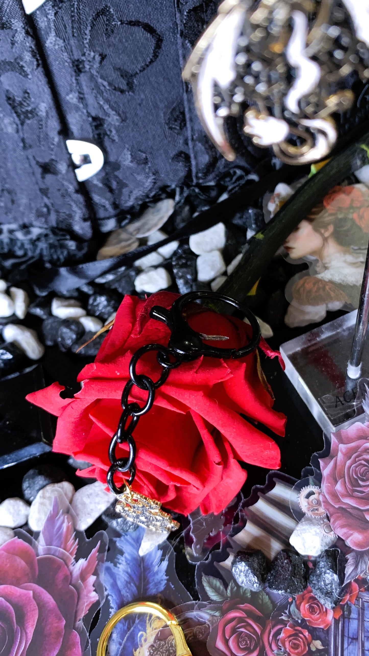 🐉 Pack “Golden Beasts” | Gothic Exotic Animals Earrings & Keychains – Dark Anatomy Halloween Edition 🕸️ | 1:1 Limited Edition