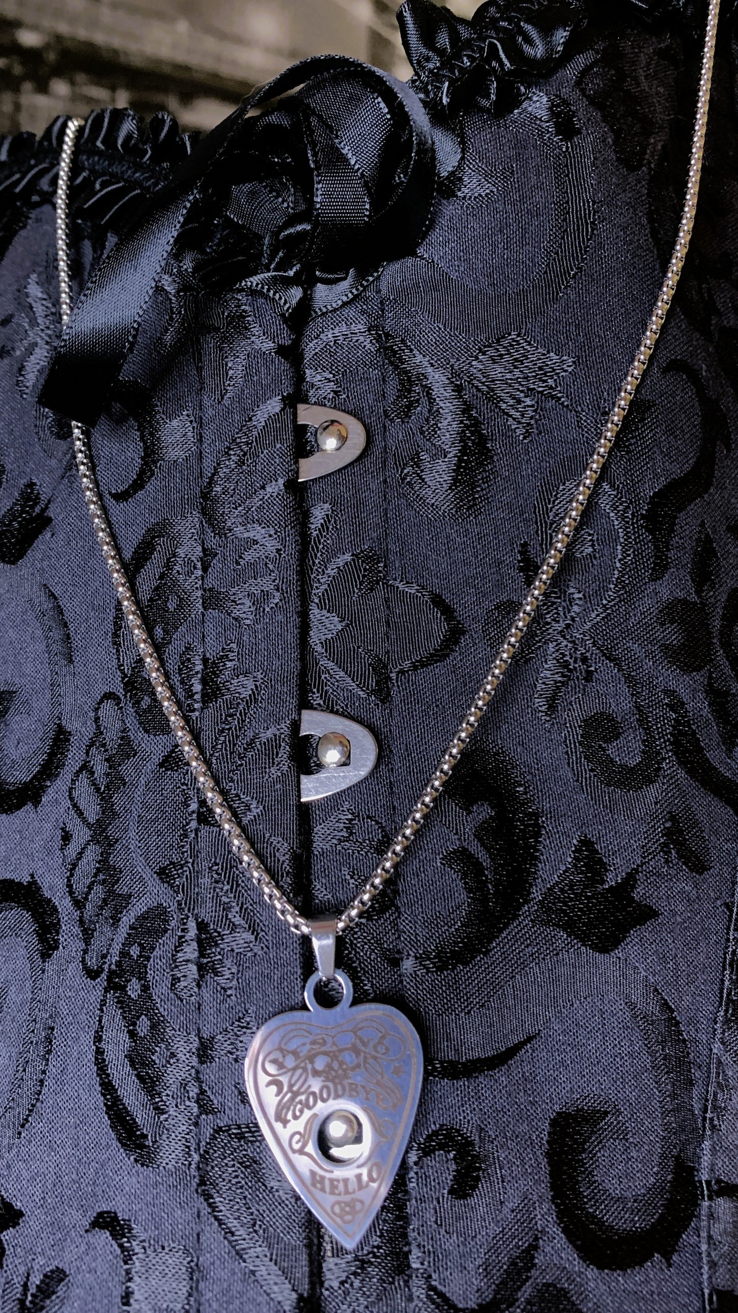 🔮 Pack Gótico “Spirit Whisper” | Gothic Ouija & Skeleton Jewelry Set – Dark Anatomy Halloween Edition 🕸️ | 1:1 Limited Edition