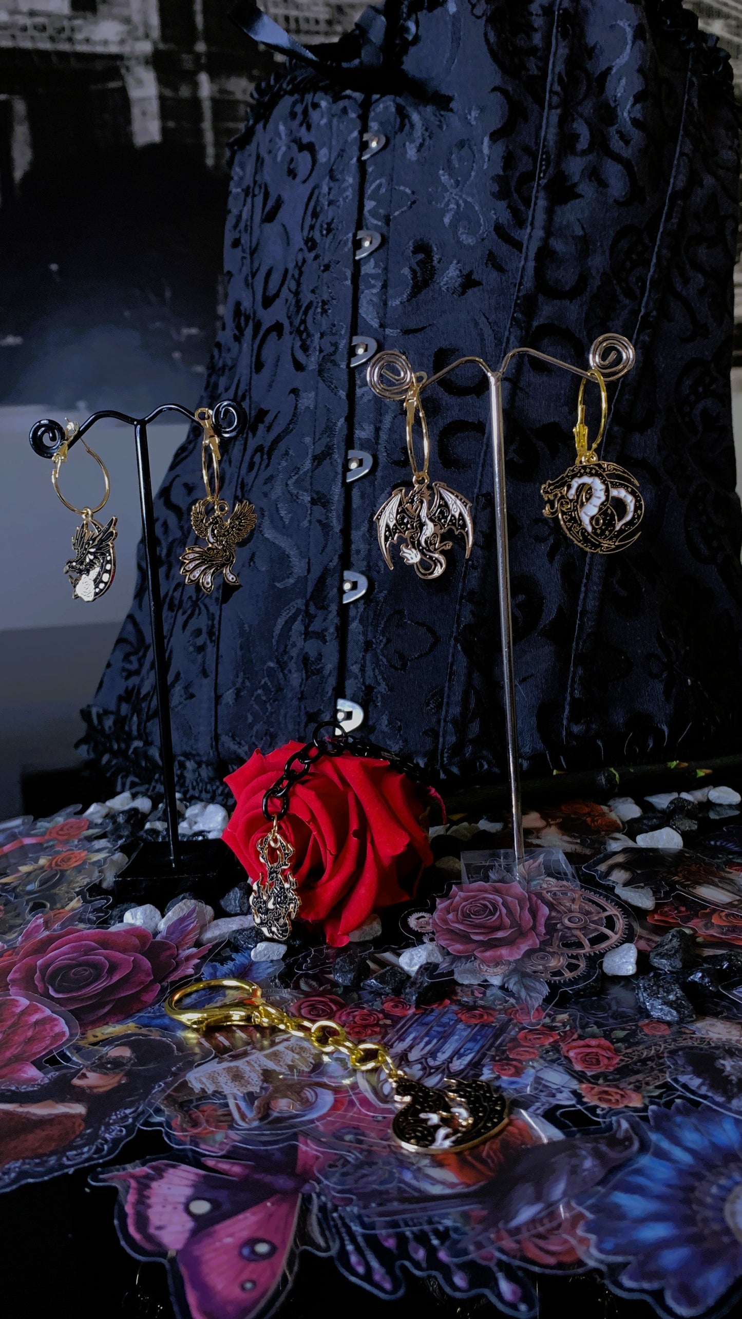 🐉 Pack “Golden Beasts” | Gothic Exotic Animals Earrings & Keychains – Dark Anatomy Halloween Edition 🕸️ | 1:1 Limited Edition