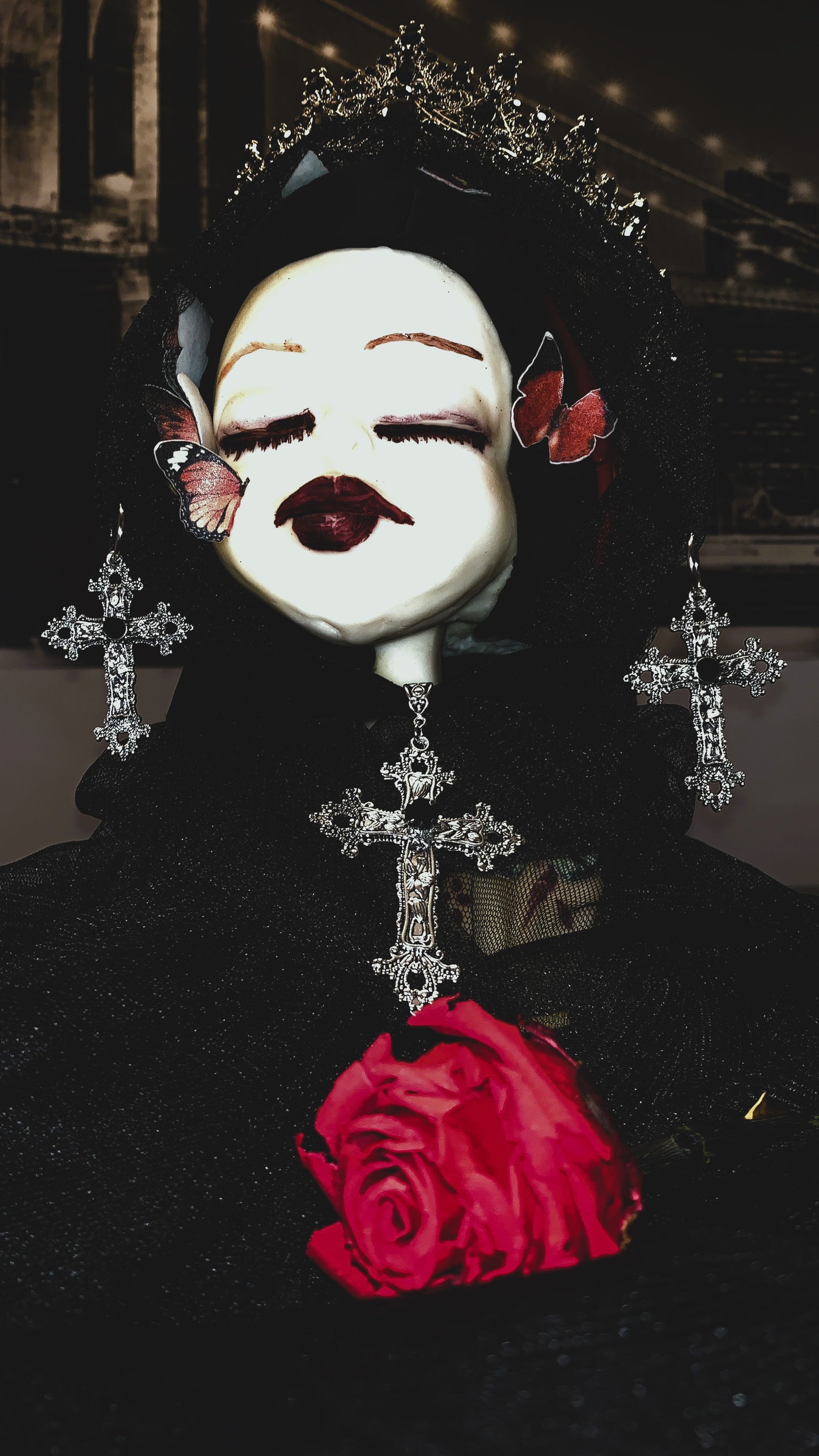 ⚜️ Choker Gótico Cruz Plateada “Dark Faith Deluxe” | Gothic Silver Cross Choker with Black Gem 💀 | Vampire Necklace Limited 1:1