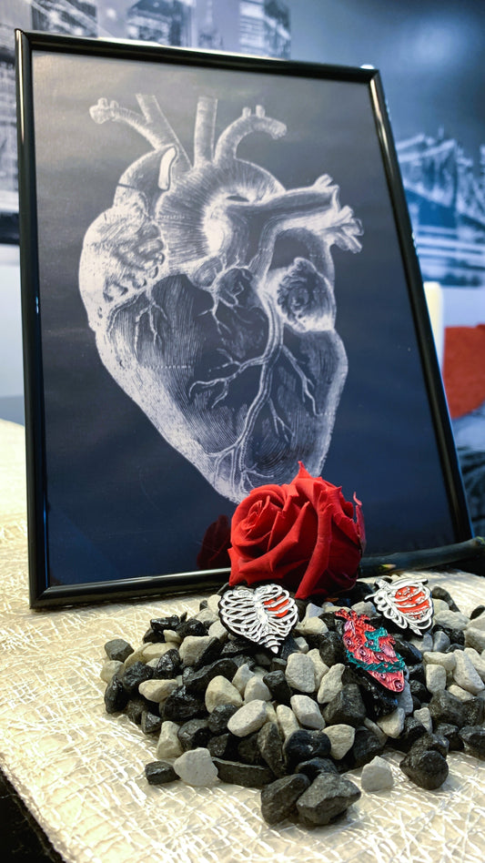 Set Vintage Corazón Anatómico + 3 Pins Tórax & Corazón | Anatomical Heart & Ribcage Pin Set 1:1 Limited Edition