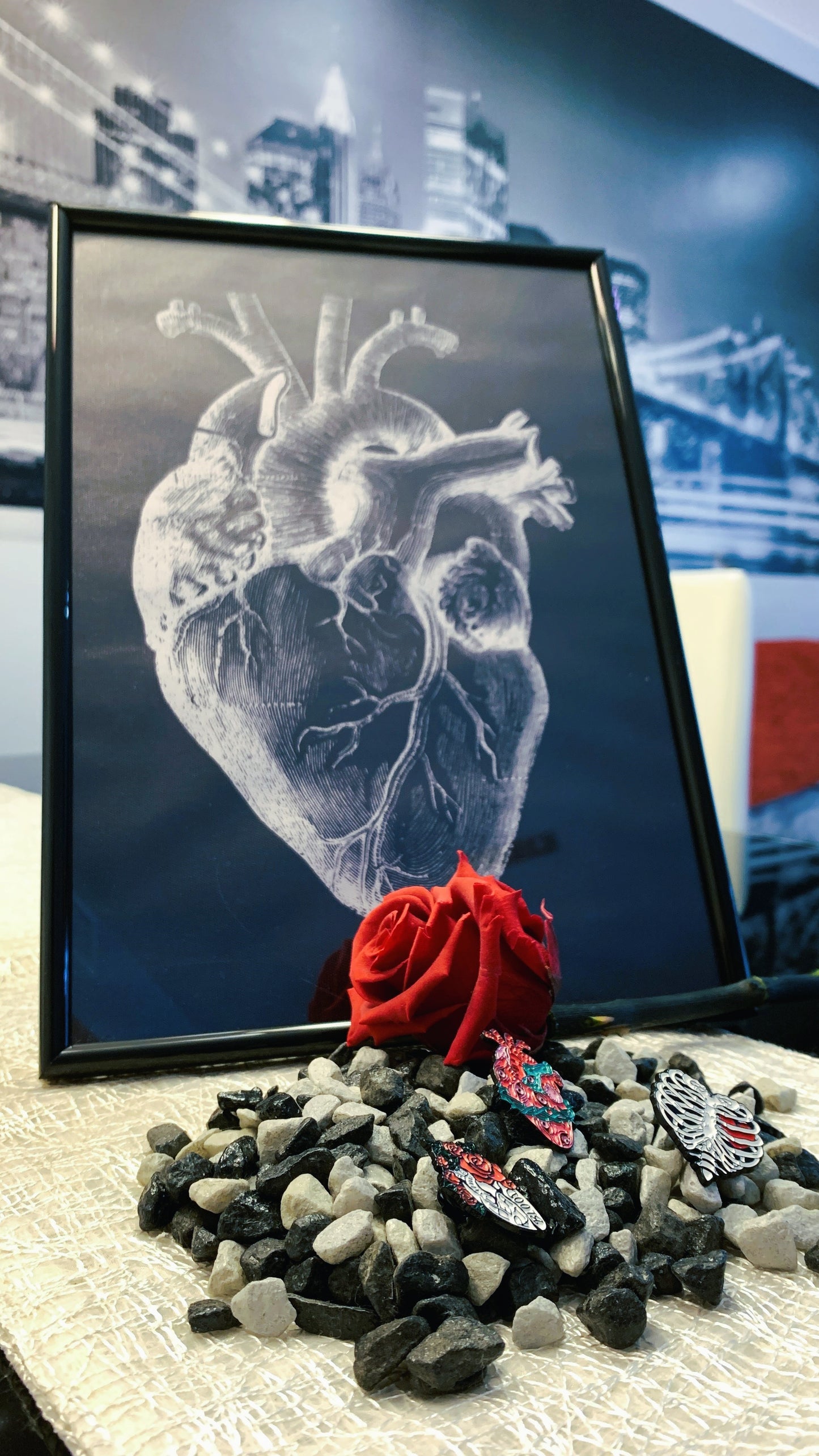 Set de 3 Pins Góticos de Corazón | Gothic Anatomical Heart Pin Set 1:1 Limited Edition