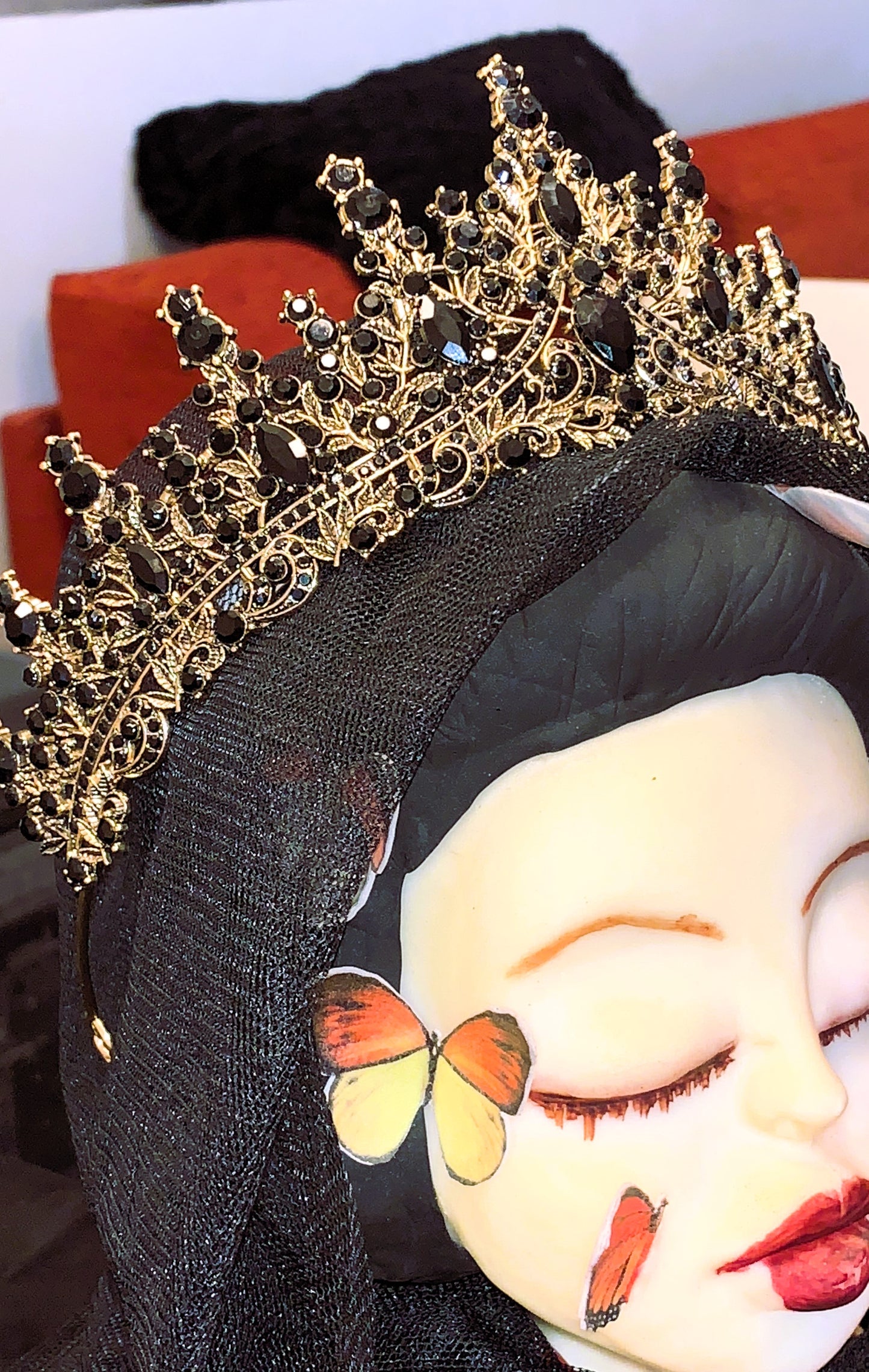 👑 Corona “Dark Empress” Dorada & Negra | Gothic Royal Crown ✨ | Luxury Halloween Edition | MedPins Limited 1:1
