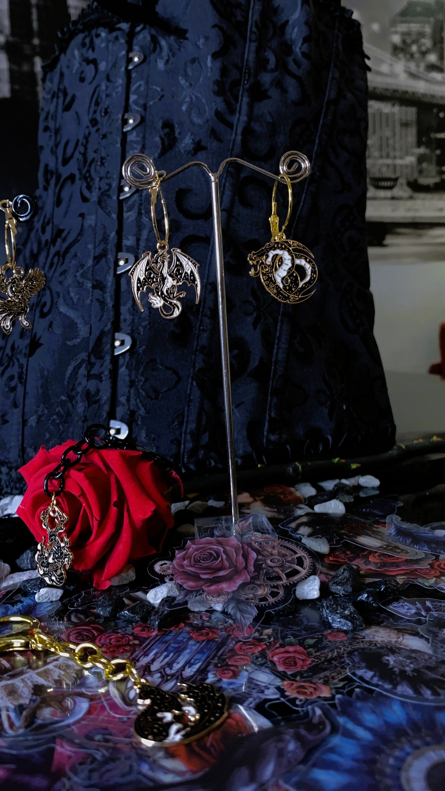 🐉 Pack “Golden Beasts” | Gothic Exotic Animals Earrings & Keychains – Dark Anatomy Halloween Edition 🕸️ | 1:1 Limited Edition