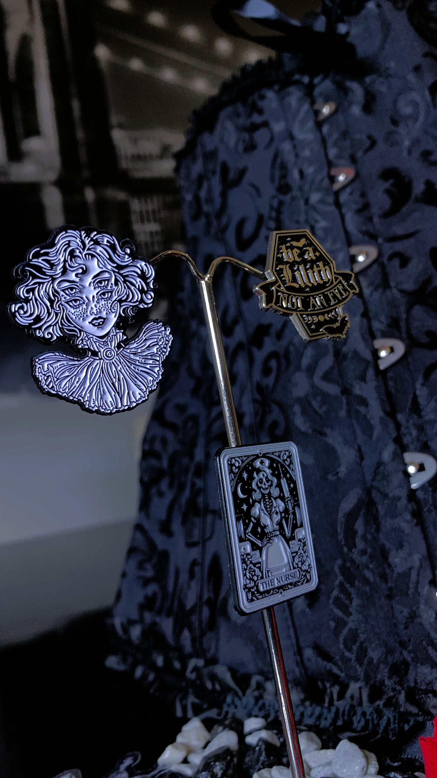 🌑 Set “Dark Sisters” | 3 Gothic Enamel Pins – Lilith, Gothic Nurse & Victorian Doll 🕯️ | Dark Anatomy Halloween Edition | Limited 1:1