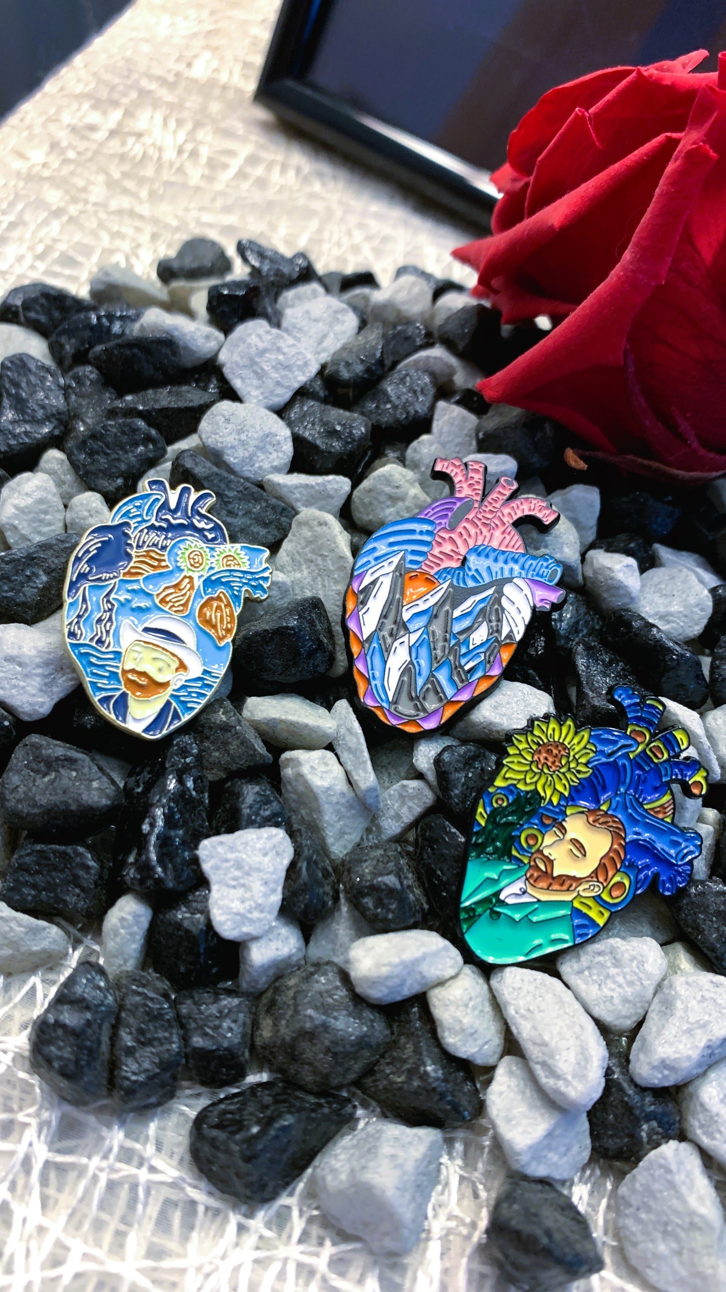 Set de 3 Pins Anatómicos “Van Gogh Hearts” | Surreal Anatomy Pin Set 1:1 Limited Edition