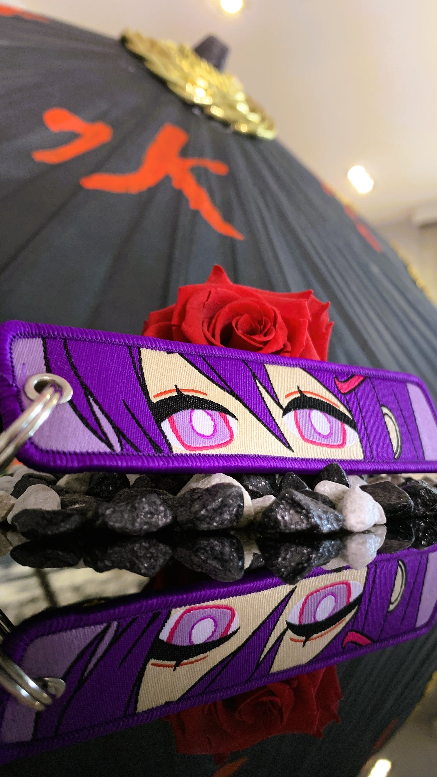 Tag de Tela Shinobu Kocho – Llavero Bordado Doble Cara | Coleccionable Demon Slayer & Regalo Cosplay