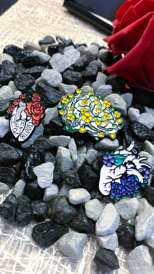 Set de 3 Pins Anatómicos “Van Gogh Hearts” | Surreal Anatomy Pin Set 1:1 Limited Edition
