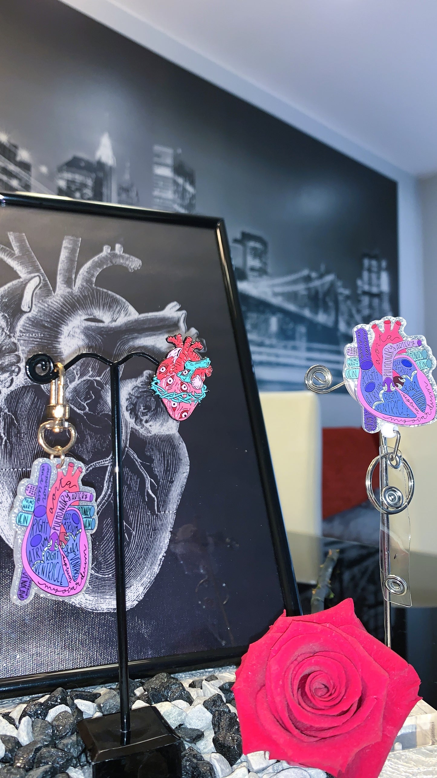 Pack “Anatomy Deluxe” | Anatomical Heart Set (Keychain + Enamel Pin + Retractable Badge Holder) 1:1 Limited Edition