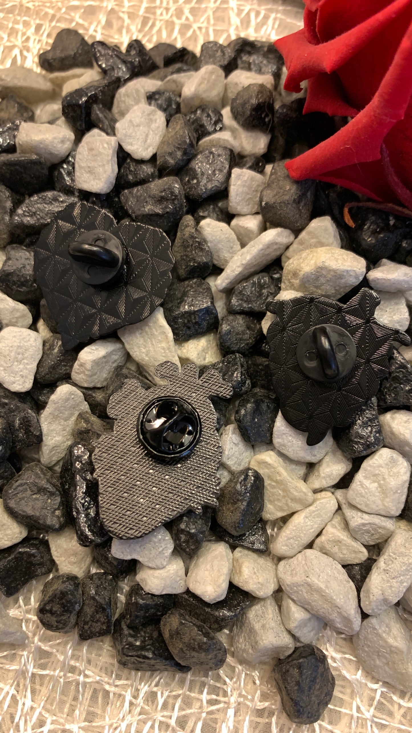 Set de 3 Pins Anatómicos de Corazón & Tórax | Anatomical Heart & Ribcage Pin Set 1:1 Limited Edition