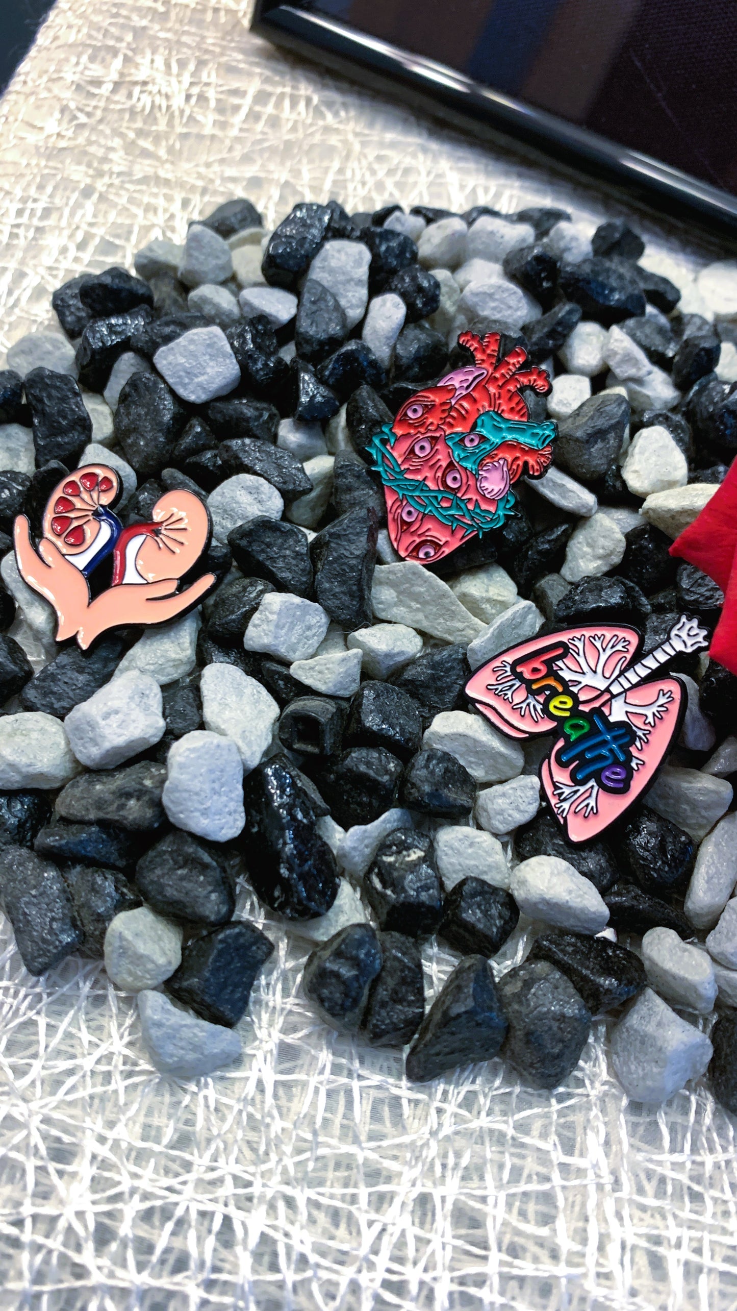 Pack “Vital Balance” | Heart of Eyes + Lungs “Breathe” + Stomach Enamel Pin Set 1:1 Limited Edition