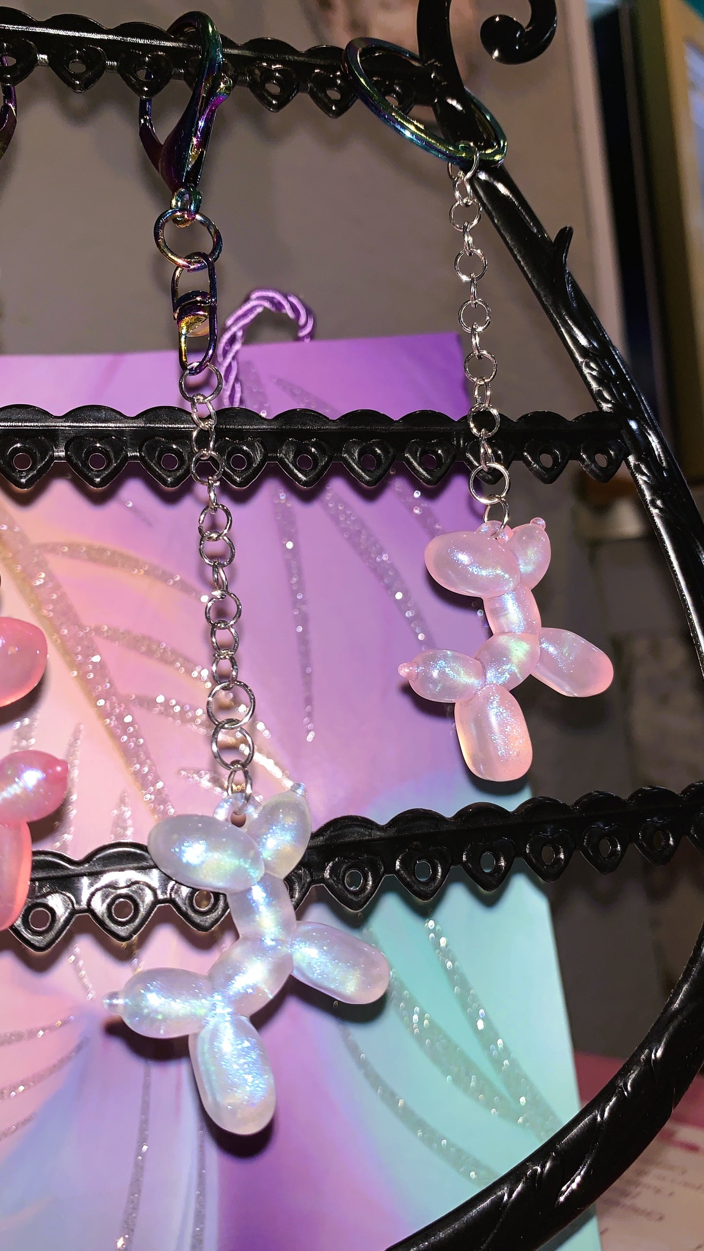 🐩 Llavero Perrito Caniche Kawaii | Kawaii Poodle Keychain – Cute Glitter Edition ✨🌈 | Limited Release