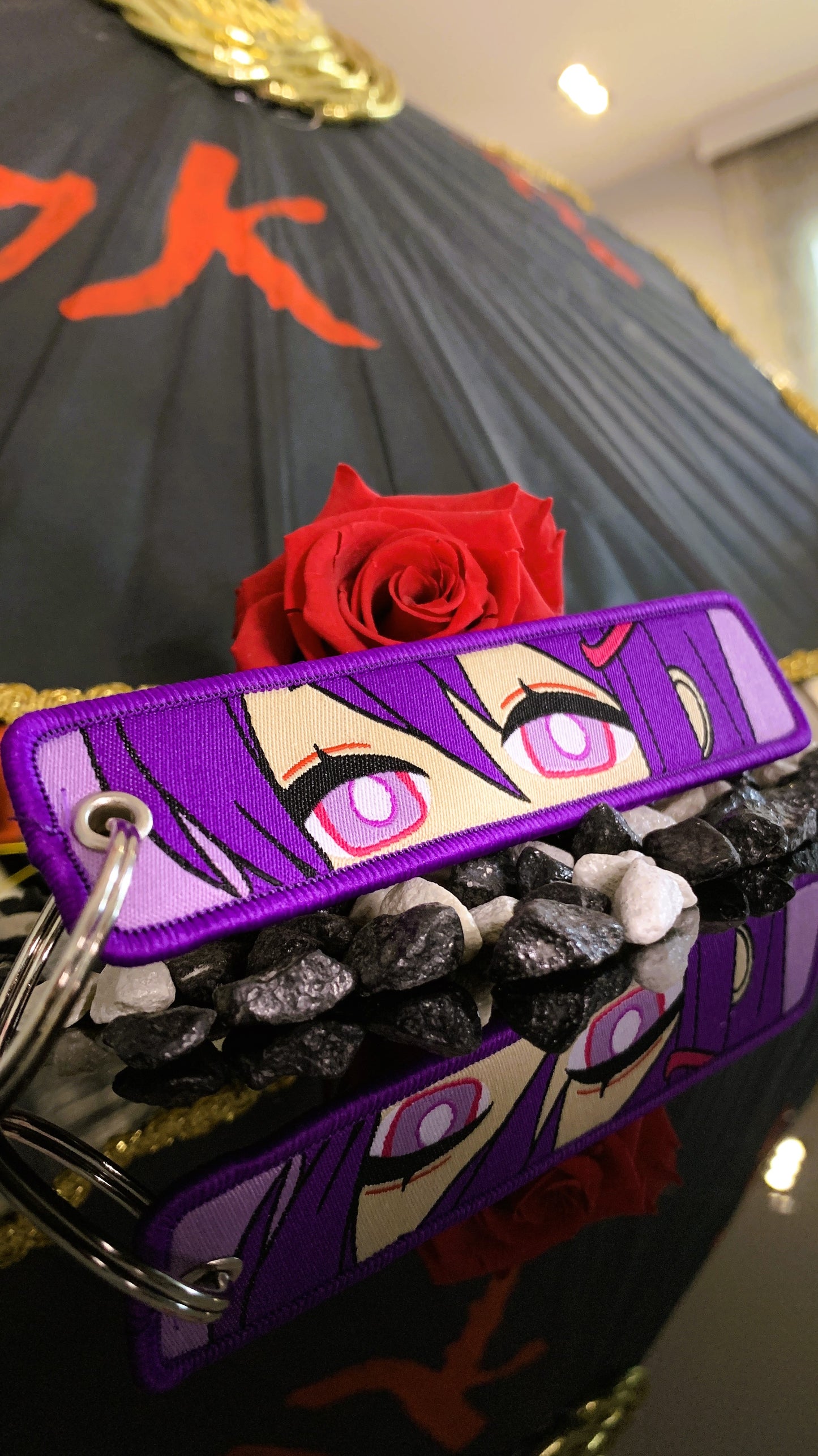 Tag de Tela Shinobu Kocho – Llavero Bordado Doble Cara | Coleccionable Demon Slayer & Regalo Cosplay