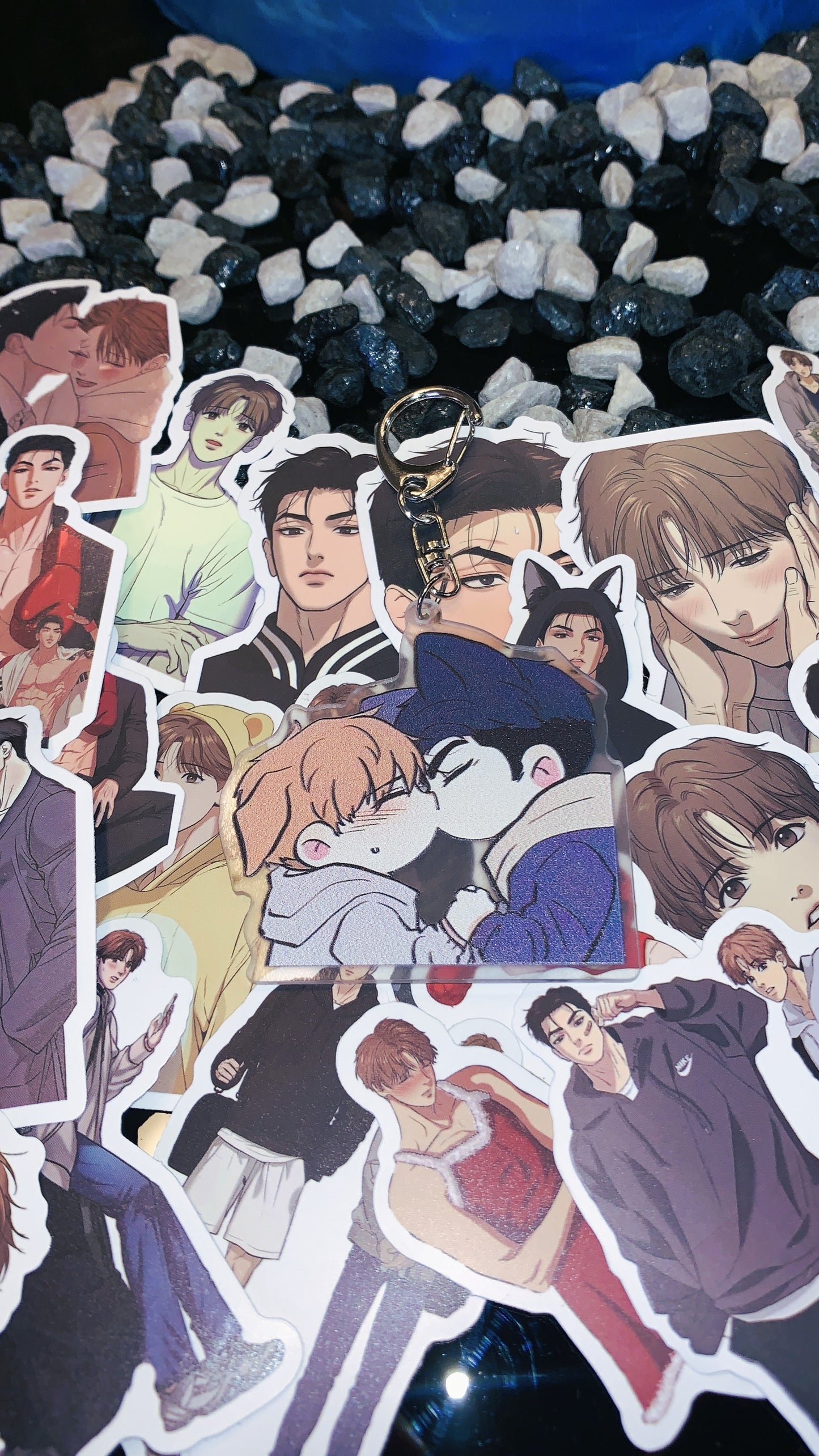 Llavero Jinx BL – Kim Dan & Joo Jaekyung Beso Chibi Acrílico – Merch de Yaoi, Webtoon y Manga