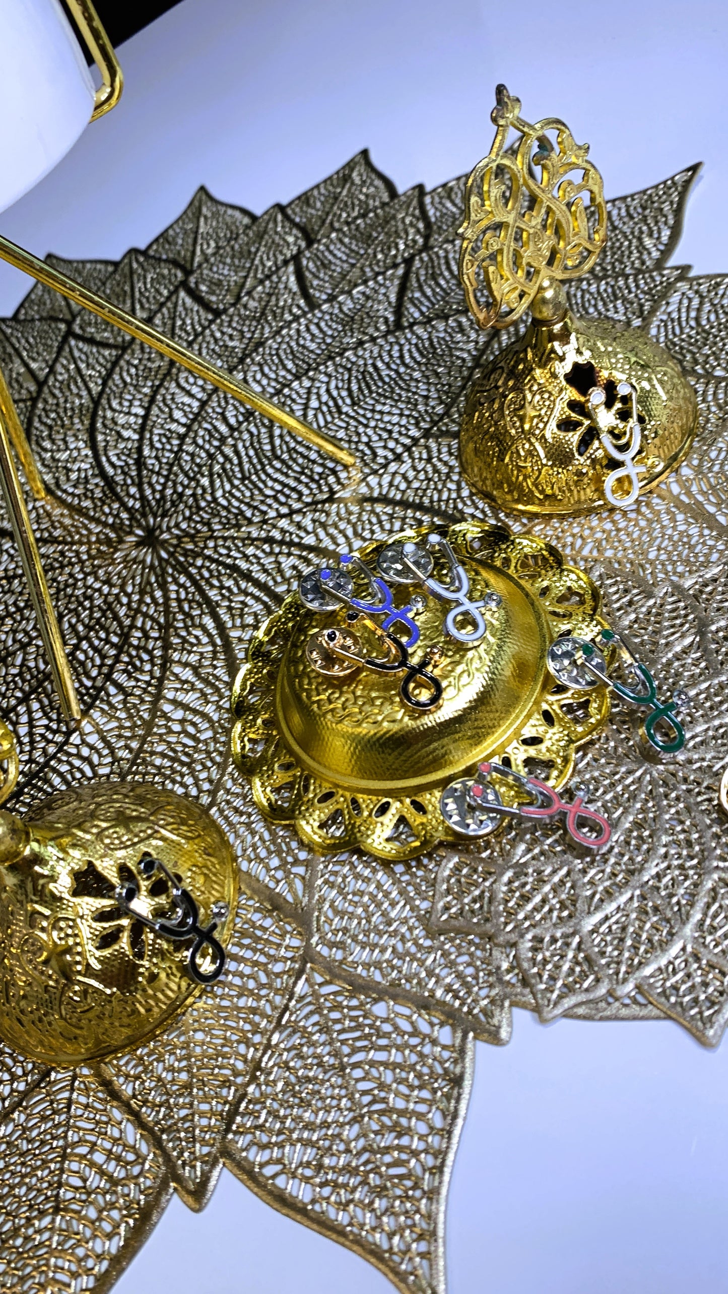 Pins Estetoscopio Clínico | Clinical Stethoscope Enamel Pin Collection | Limited 1:1 Edition Clinical Stethoscope Enamel Pin Collection | Limited 1:1 Edition | MedPins