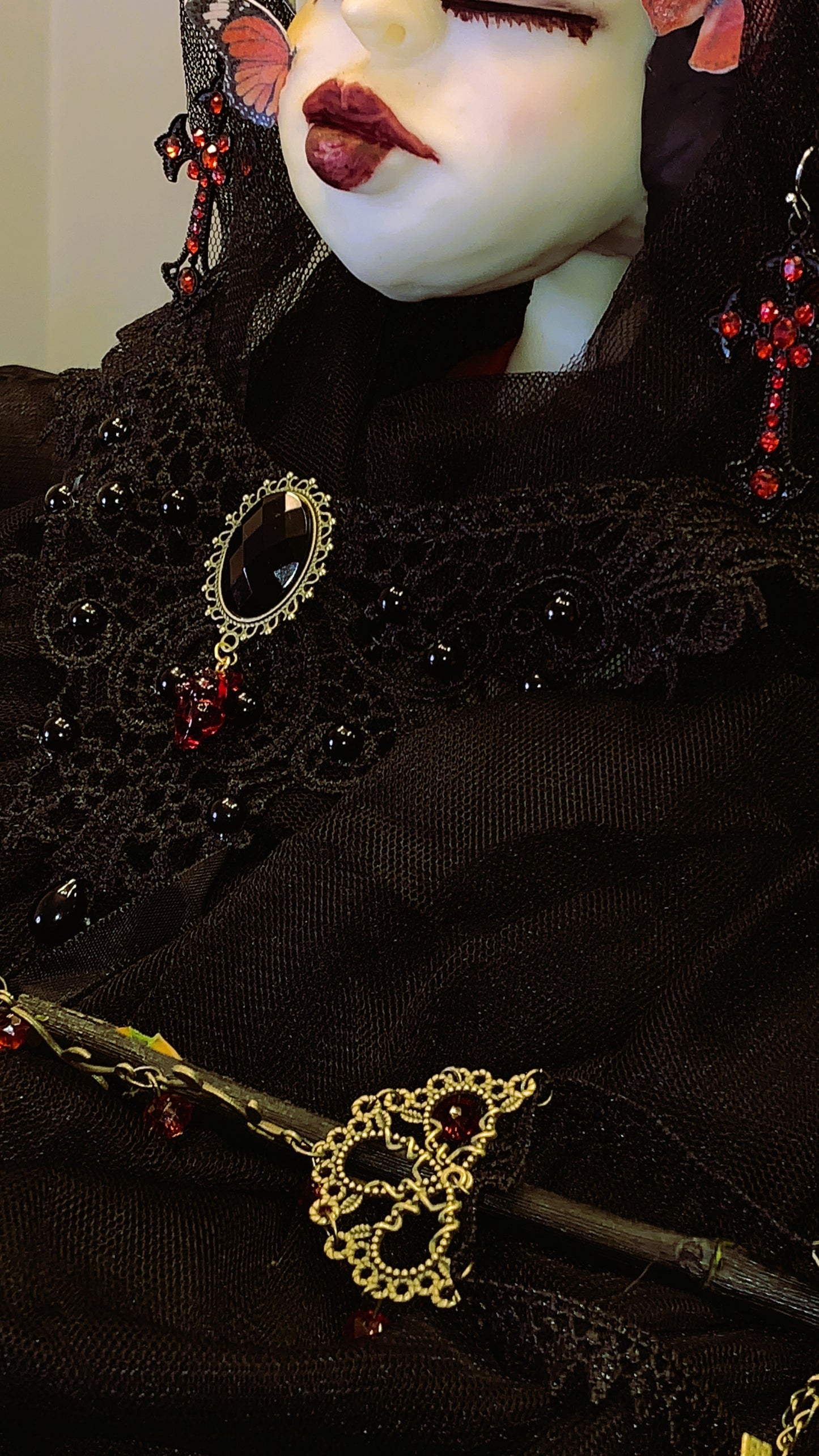 🕸️ Pulsera Gótica con Anillo “Bloody Rose Lace” | Gothic Ring Bracelet Black Lace & Red Gem 💀 | Vampire Hand Jewelry Limited 1:1