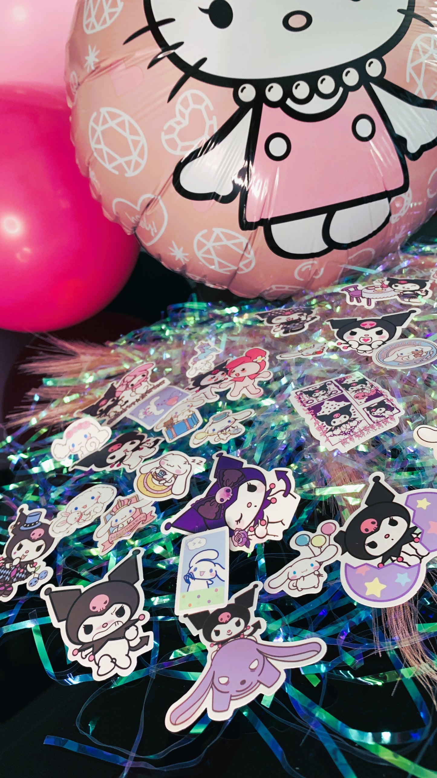 Pack de Stickers Kuromi & Cinnamoroll (25 piezas) | Pegatinas Sanrio Exclusivas + Globo Sanrio GRATIS