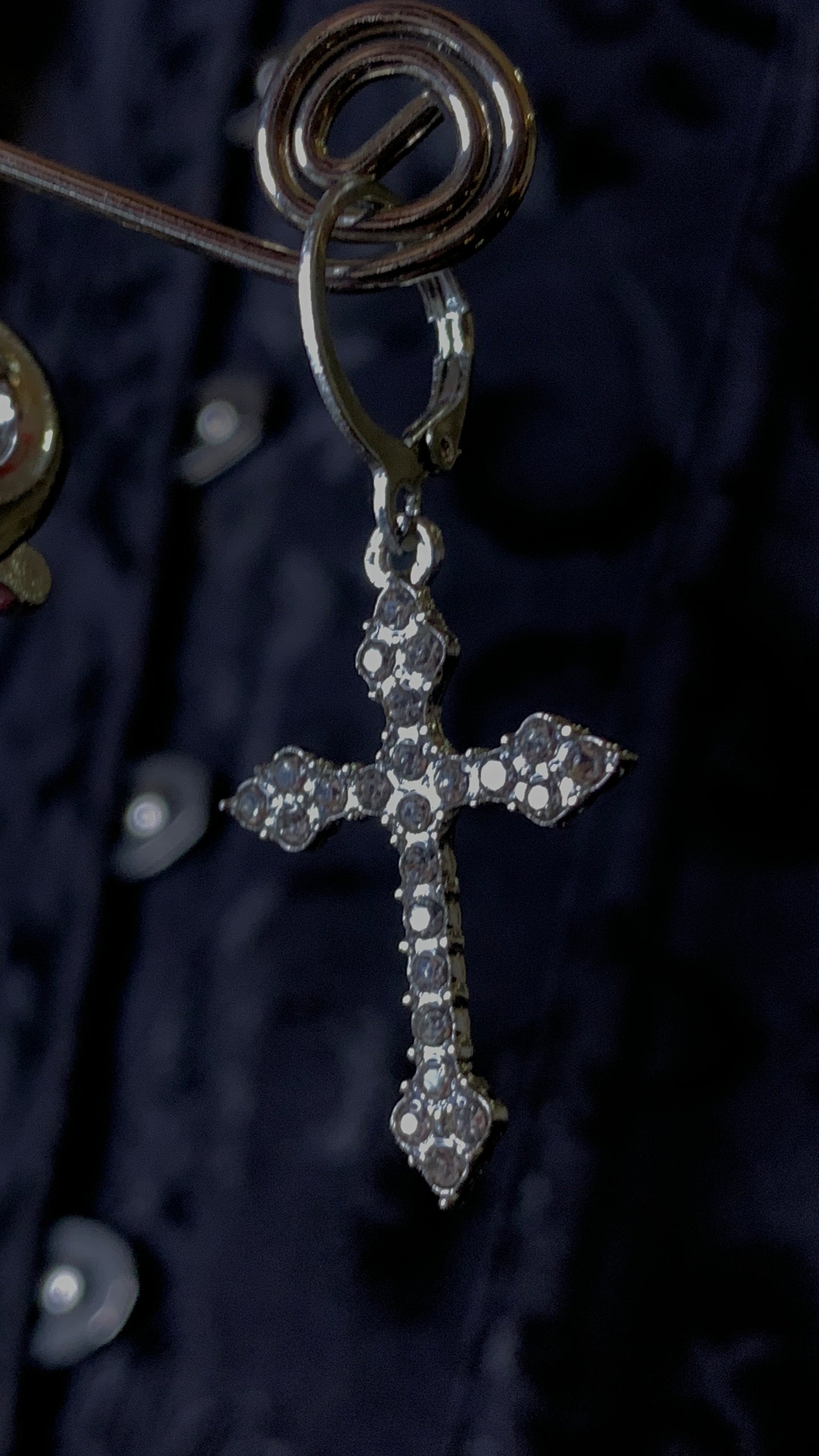 🖤 Pack Gótico “Crimson Faith” | Gothic Heart & Cross Jewelry Set – Dark Anatomy Halloween Edition 🕯️ | 1:1 Limited Edition