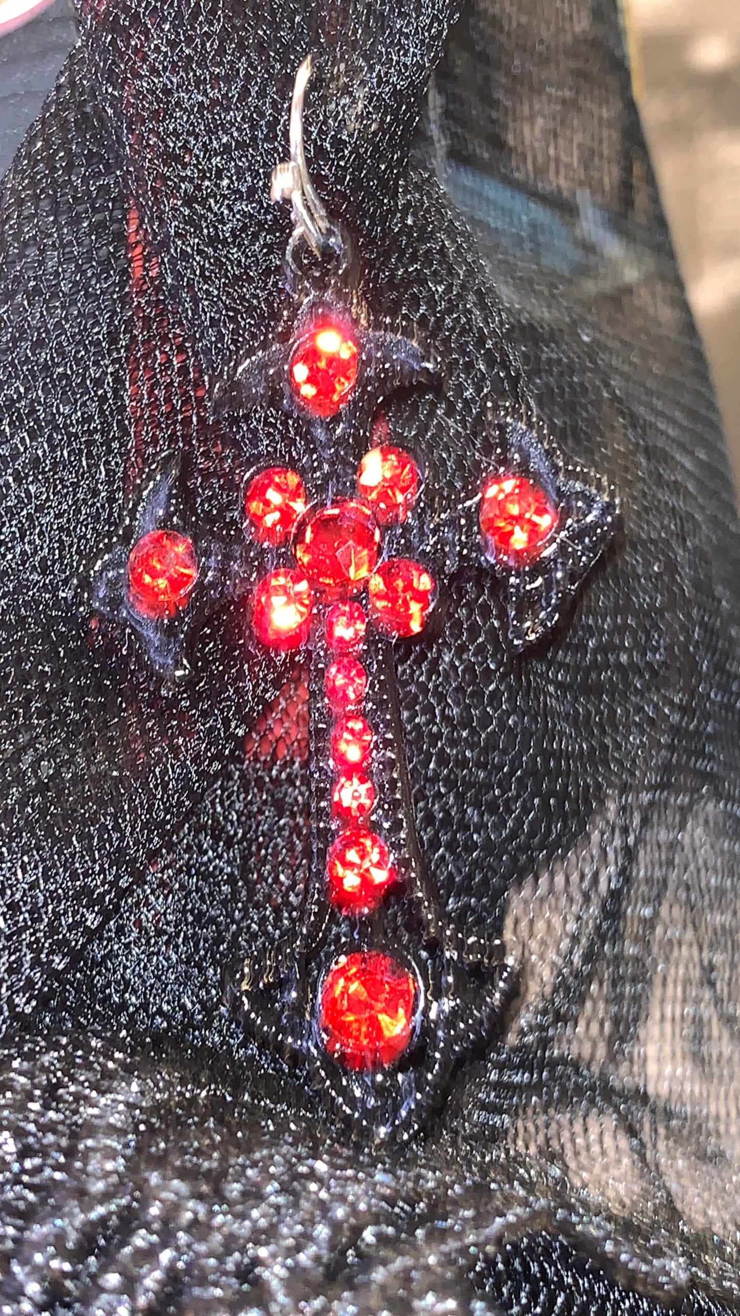 🩸 Pendientes Cruz Gótica “Bloody Cross Deluxe” | Gothic Cross Earrings Red & Black 💀 | Vampire Jewelry Limited 1:1