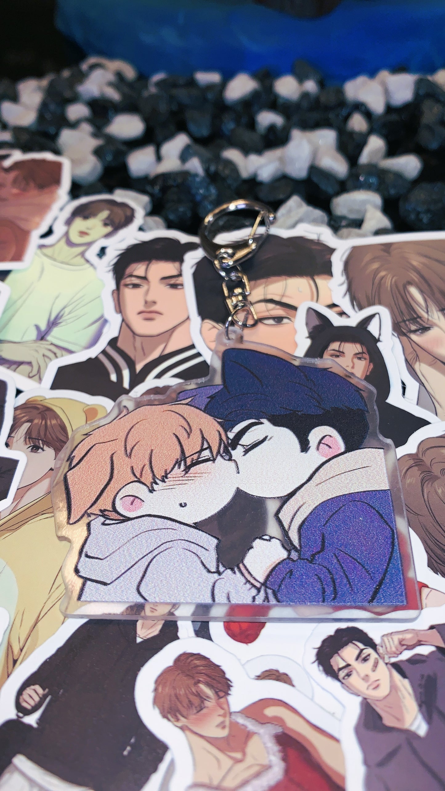 Llavero Jinx BL – Kim Dan & Joo Jaekyung Beso Chibi Acrílico – Merch de Yaoi, Webtoon y Manga
