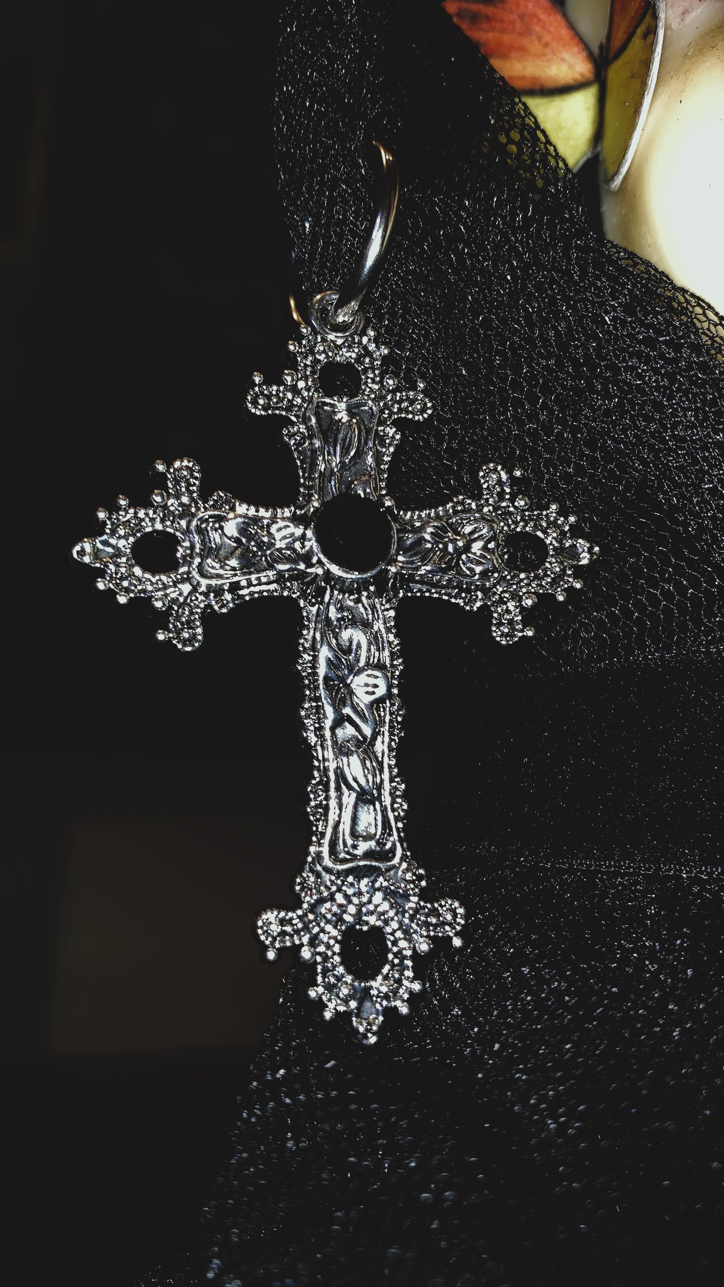 🕯️ Pendientes Cruz Plateada “Dark Saint Deluxe” | Gothic Silver Cross Earrings with Black Stones ⚜️ | Vampire Jewelry Limited 1:1