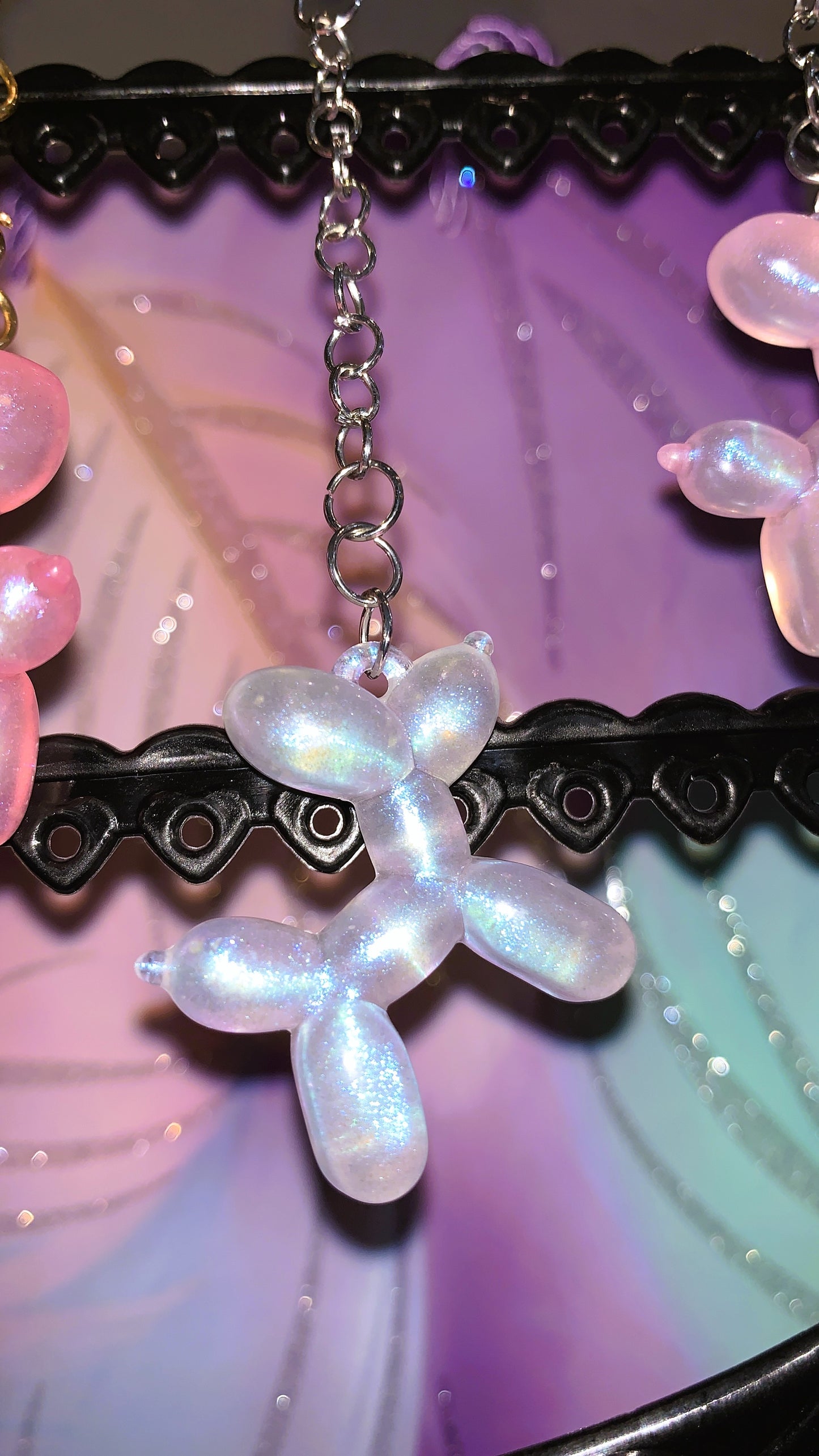 🐩 Llavero Perrito Caniche Kawaii | Kawaii Poodle Keychain – Cute Glitter Edition ✨🌈 | Limited Release