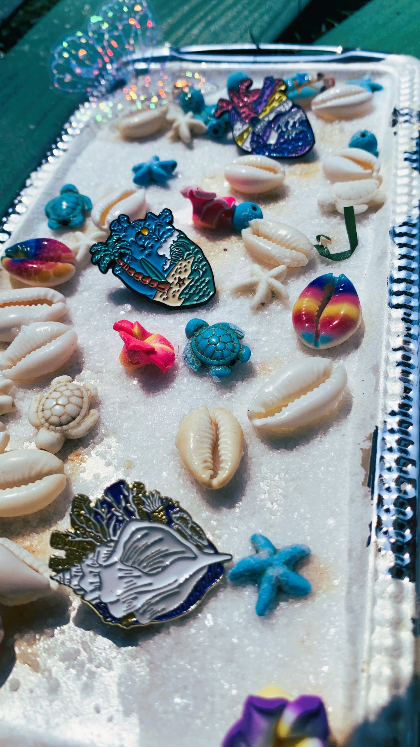 Set de Pins de Corazón Anatómico Oceánico (3 piezas) – Faro, Concha Marina & Playa Tropical | Regalo Único para Coleccionistas y Estudiantes de Medicina