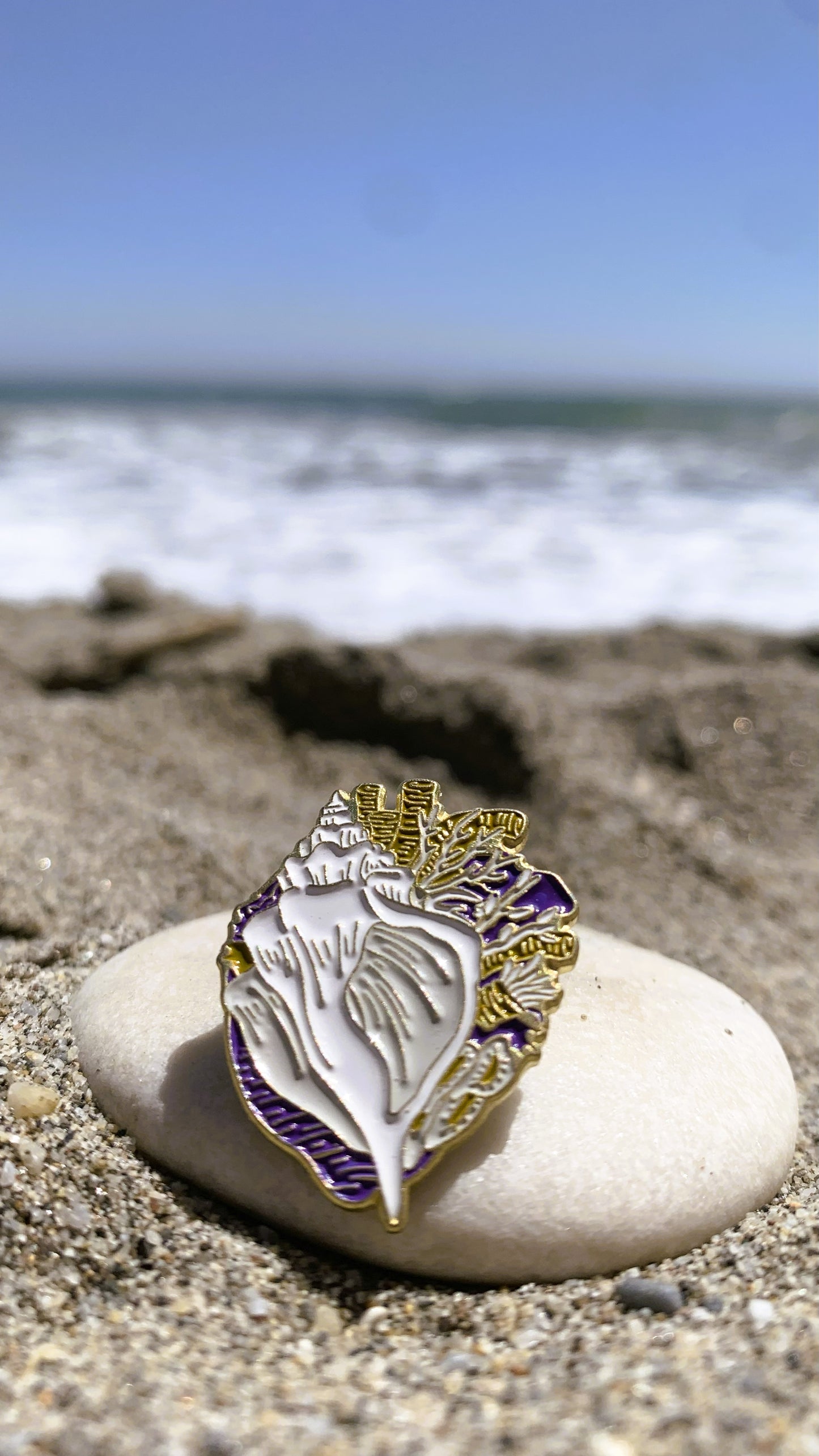 Set de Pins de Corazón Anatómico Oceánico (3 piezas) – Faro, Concha Marina & Playa Tropical | Regalo Único para Coleccionistas y Estudiantes de Medicina