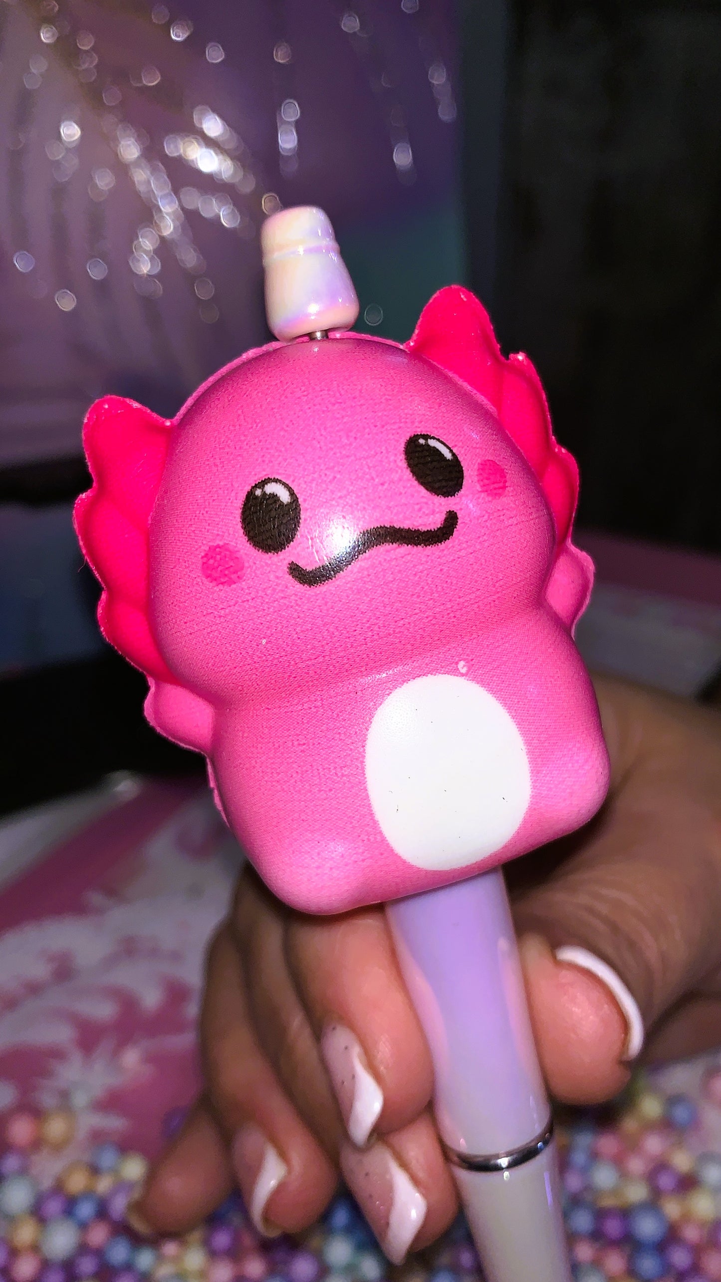 🩷 Bolígrafo Ajolote Squishy | Axolotl Squishy Pen – Cute Kawaii Antistress Edition 🌈✨ | Limited Colors