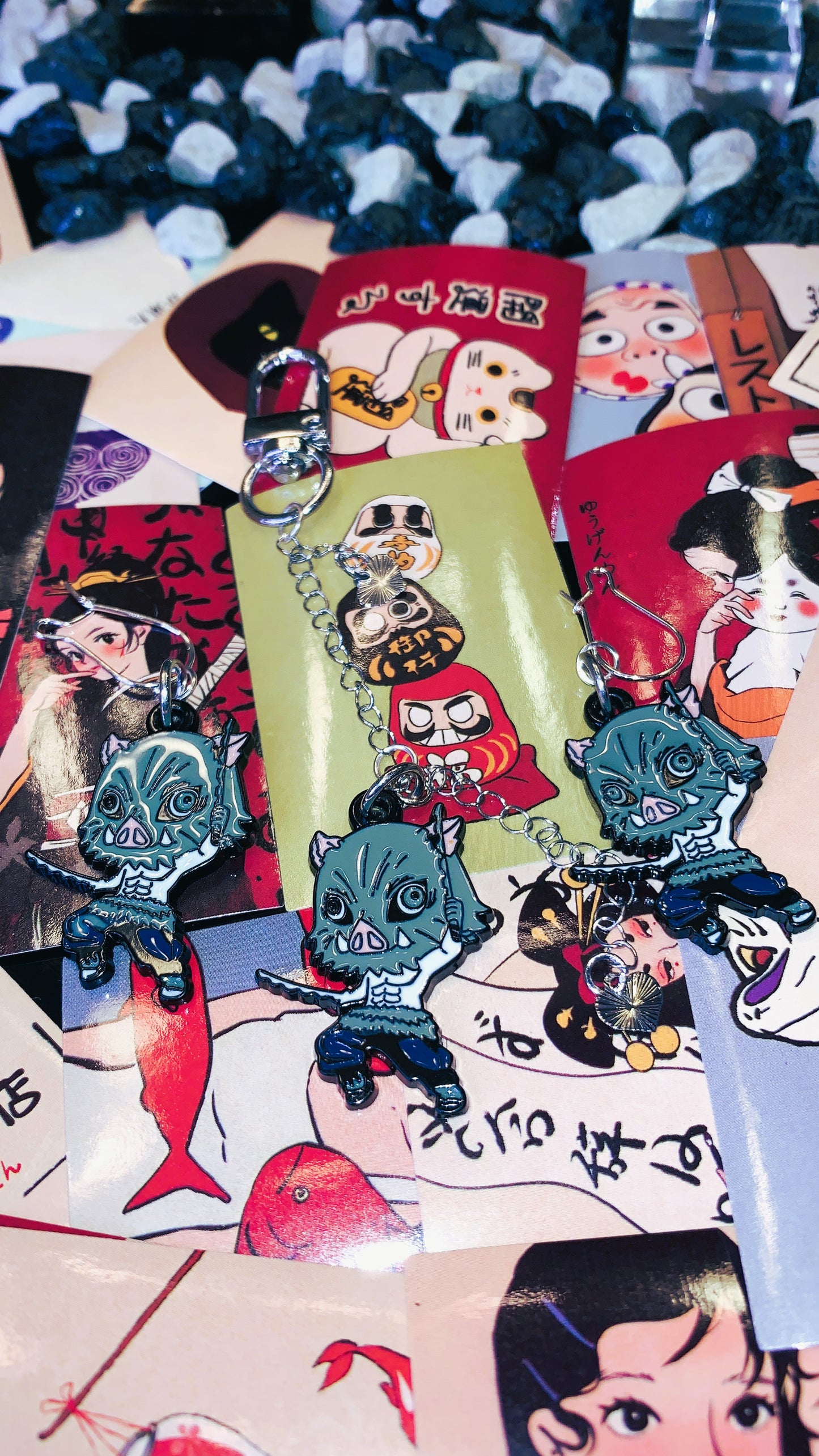 Pack Inosuke Hashibira – Pendientes, Charm & Collar (3 piezas) | Edición Limitada Regalo Otaku