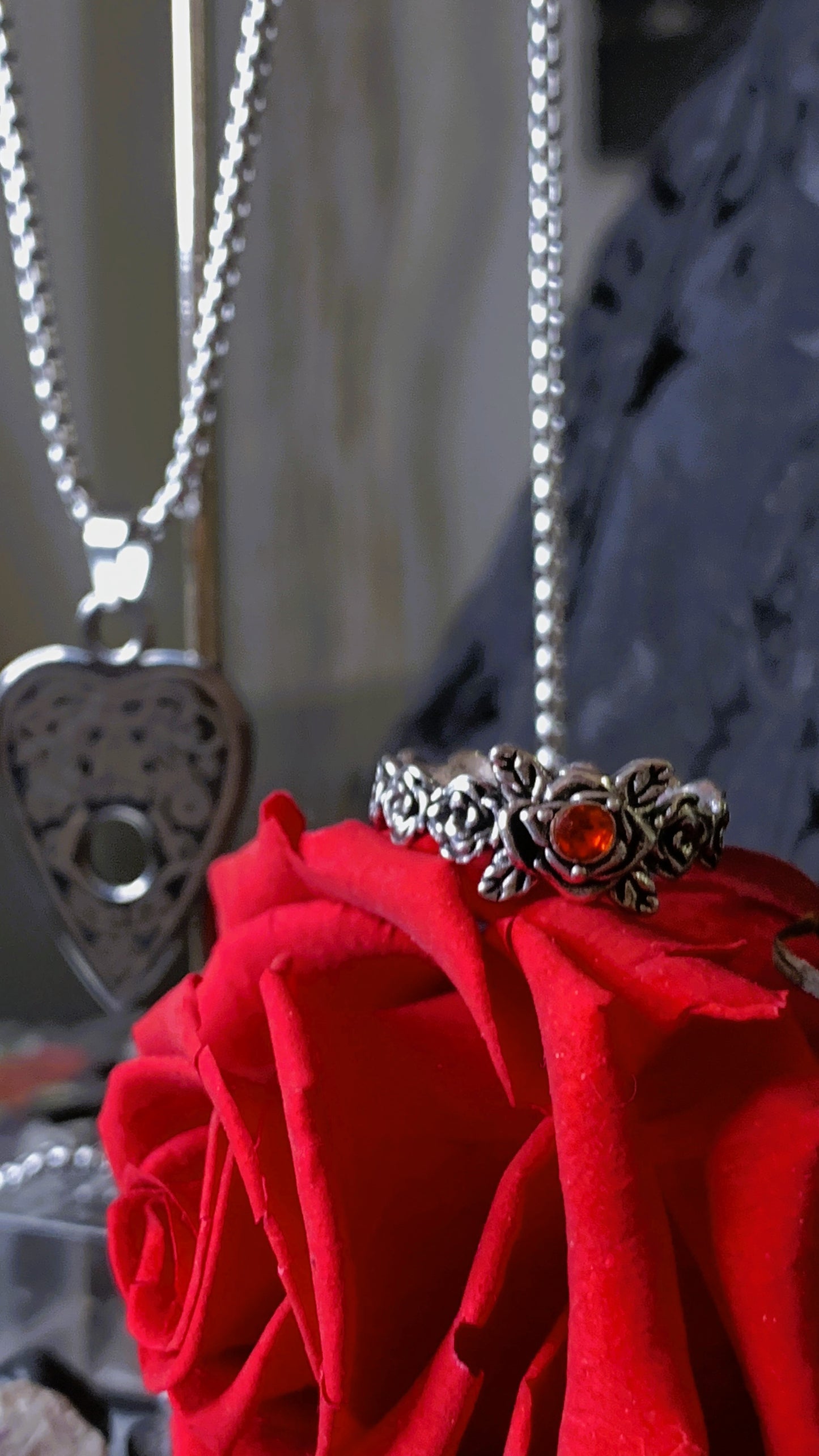 🔮 Pack Gótico “Spirit Whisper” | Gothic Ouija & Skeleton Jewelry Set – Dark Anatomy Halloween Edition 🕸️ | 1:1 Limited Edition