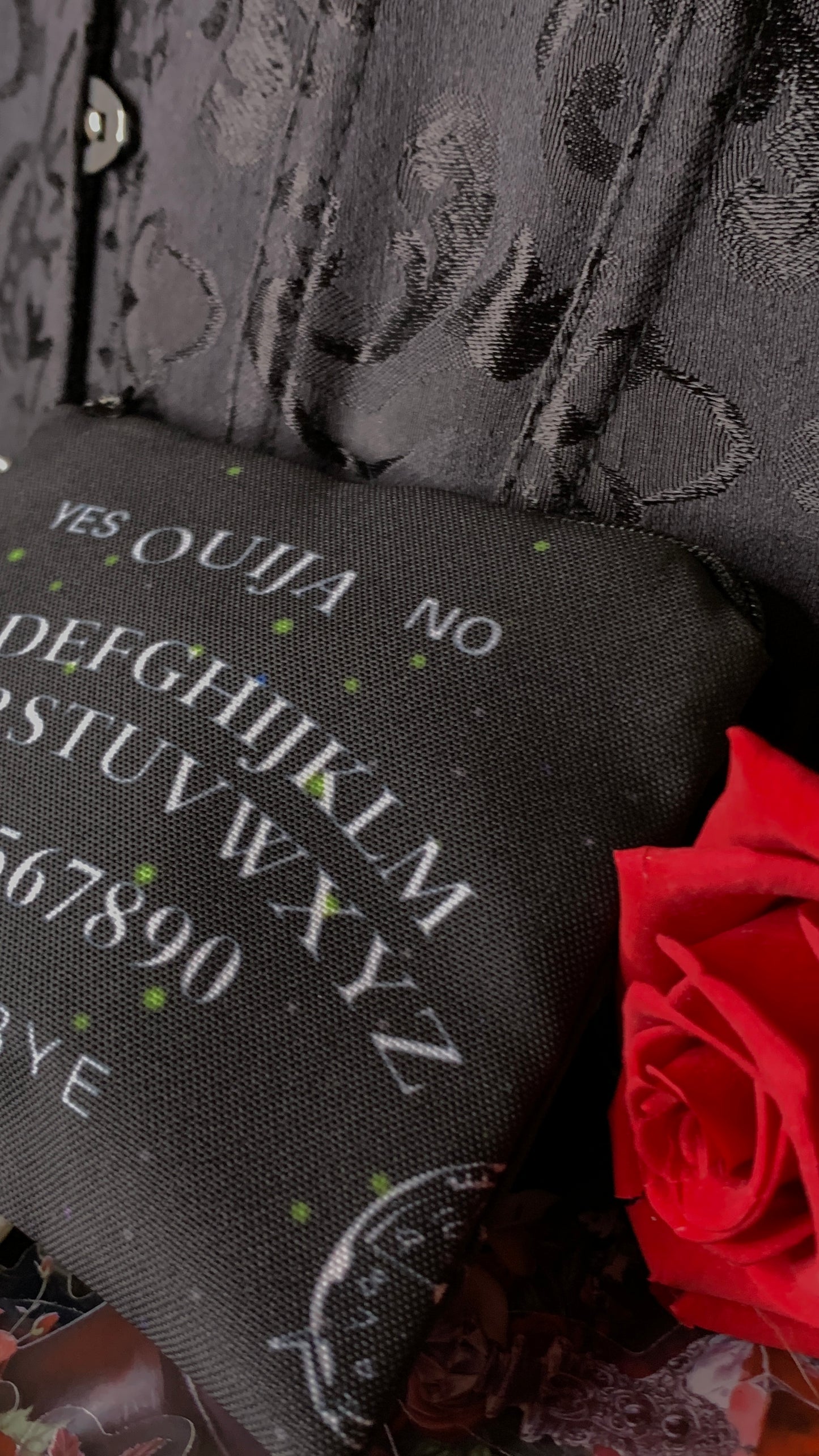 Monedero “Ouija Noir” | Gothic Ouija Coin Purse – Dark Anatomy Halloween Edition 🔮 | 1:1 Limited Edition