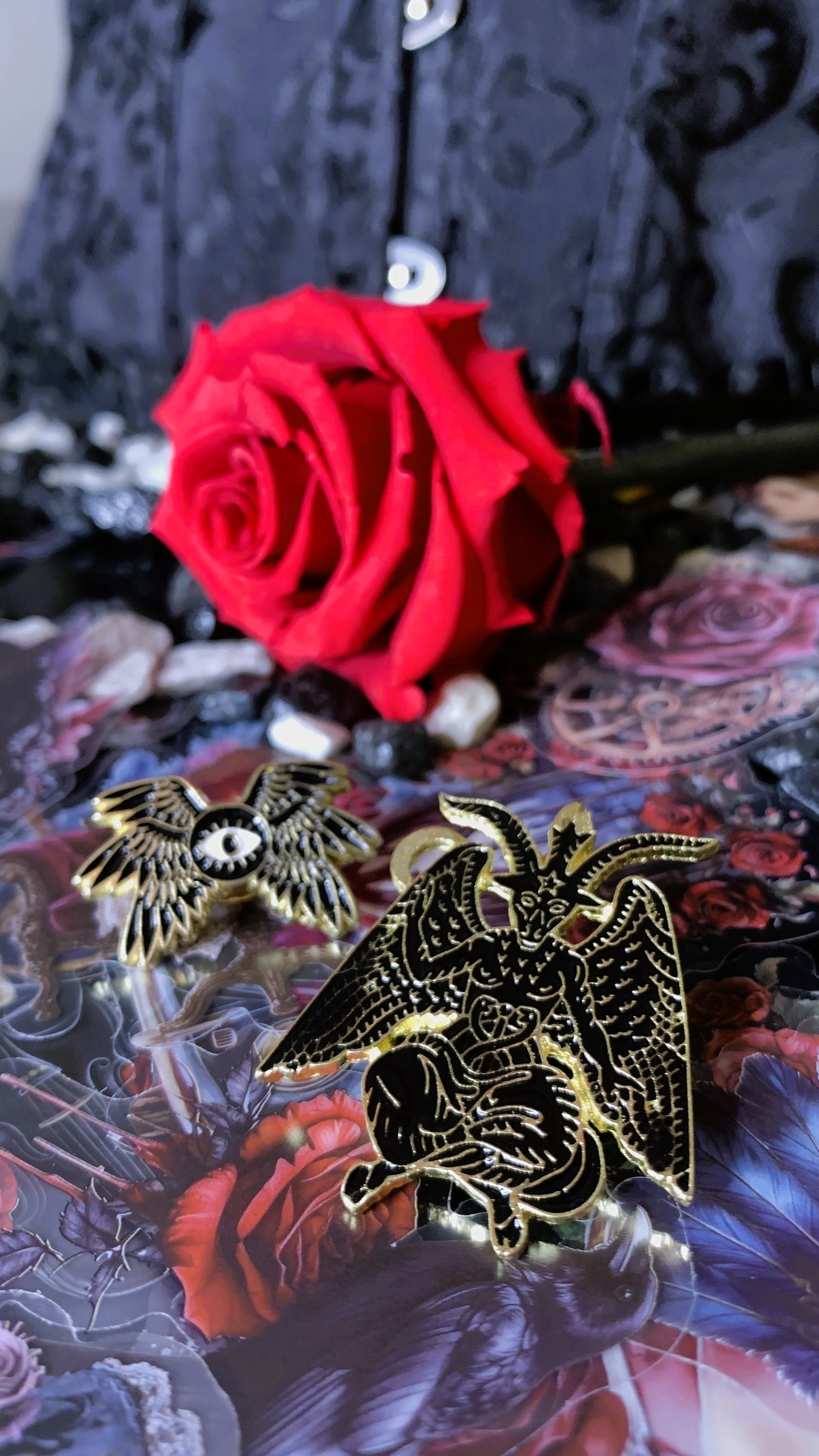 🖤 Set “Occult Wings” | 2 Gothic Enamel Pins – Dark Magic & Esoteric Power ✨ | Dark Anatomy Halloween Edition | 1:1 Limited Edition