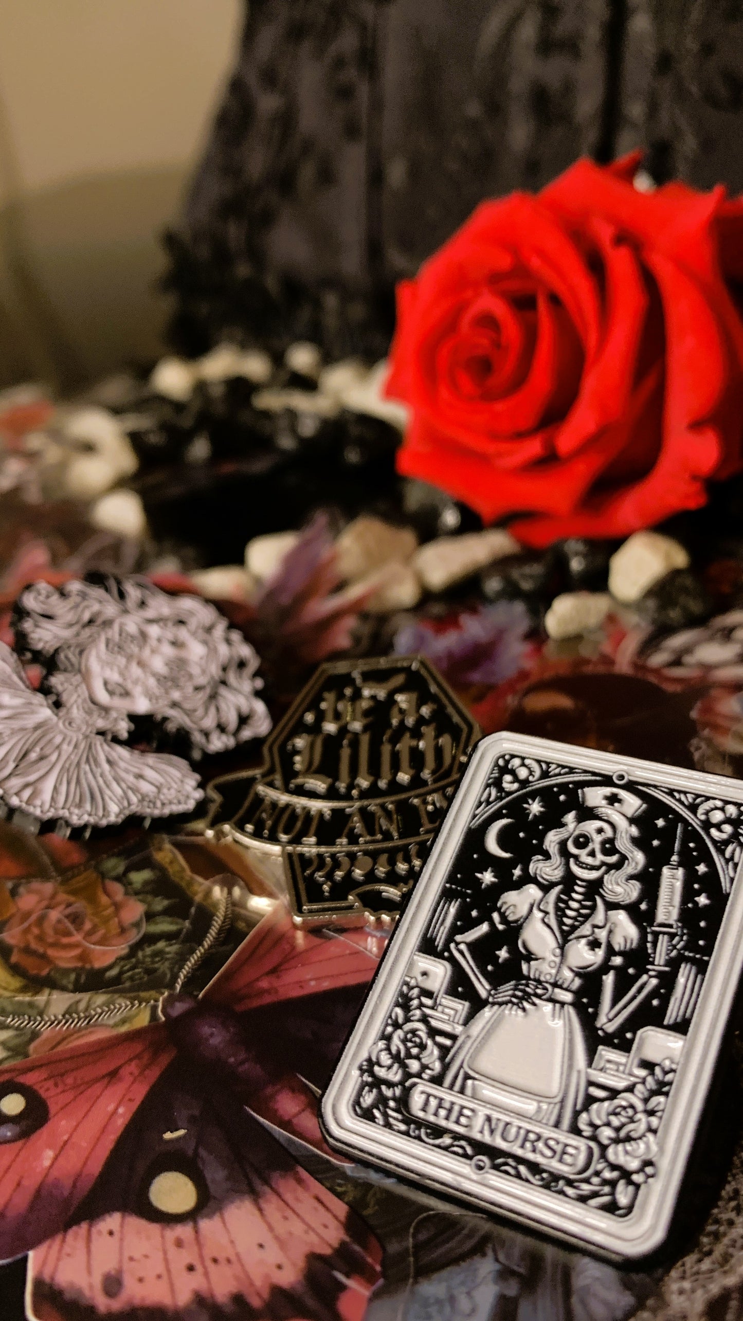 🌑 Set “Dark Sisters” | 3 Gothic Enamel Pins – Lilith, Gothic Nurse & Victorian Doll 🕯️ | Dark Anatomy Halloween Edition | Limited 1:1