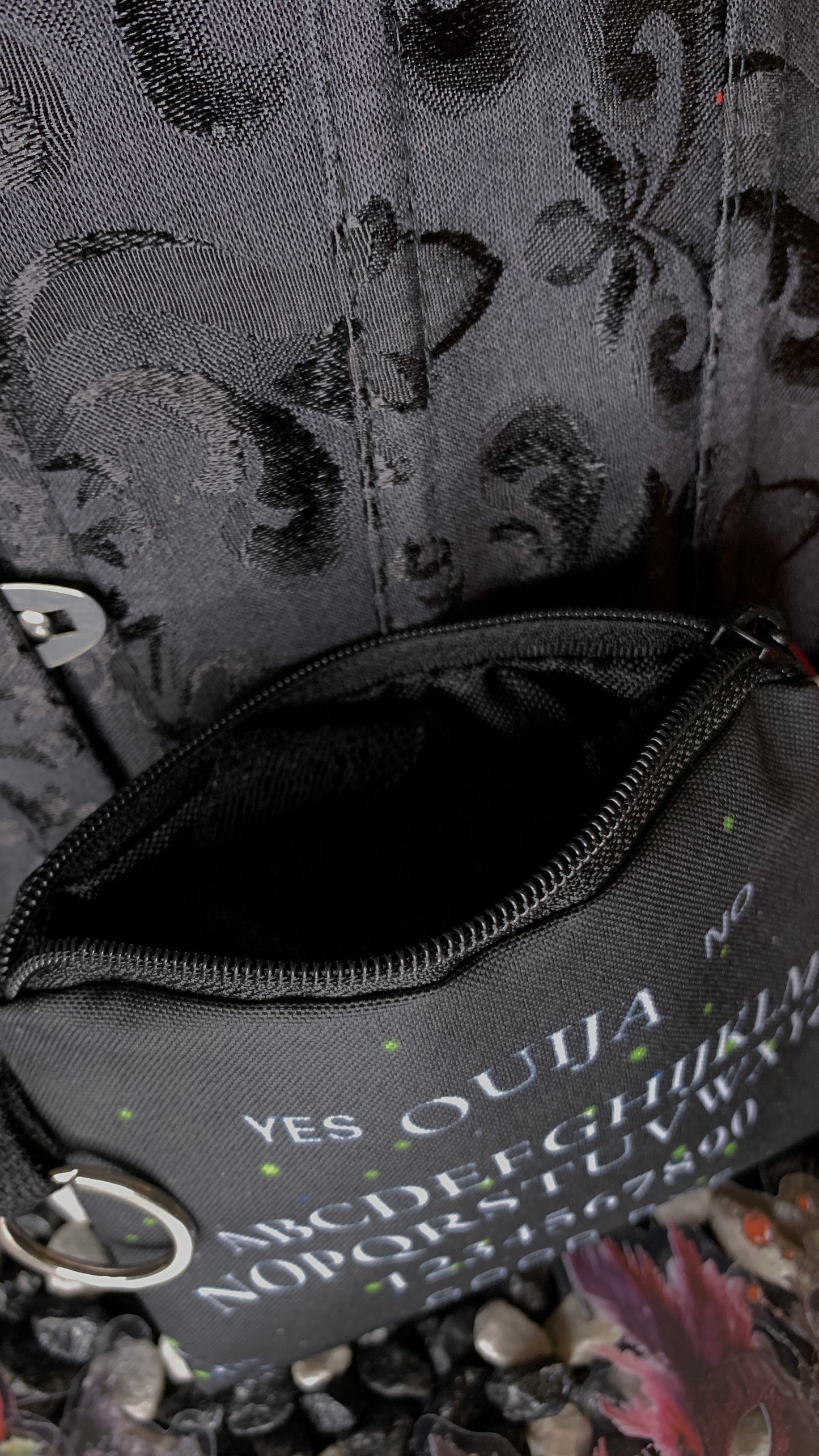 Monedero “Ouija Noir” | Gothic Ouija Coin Purse – Dark Anatomy Halloween Edition 🔮 | 1:1 Limited Edition