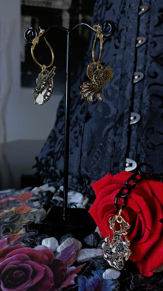 🕊️ Pendiente “Golden Phoenix” | Gothic Black & Gold Bird Earring – Dark Anatomy Halloween Edition 🕸️ | 1:1 Limited Edition