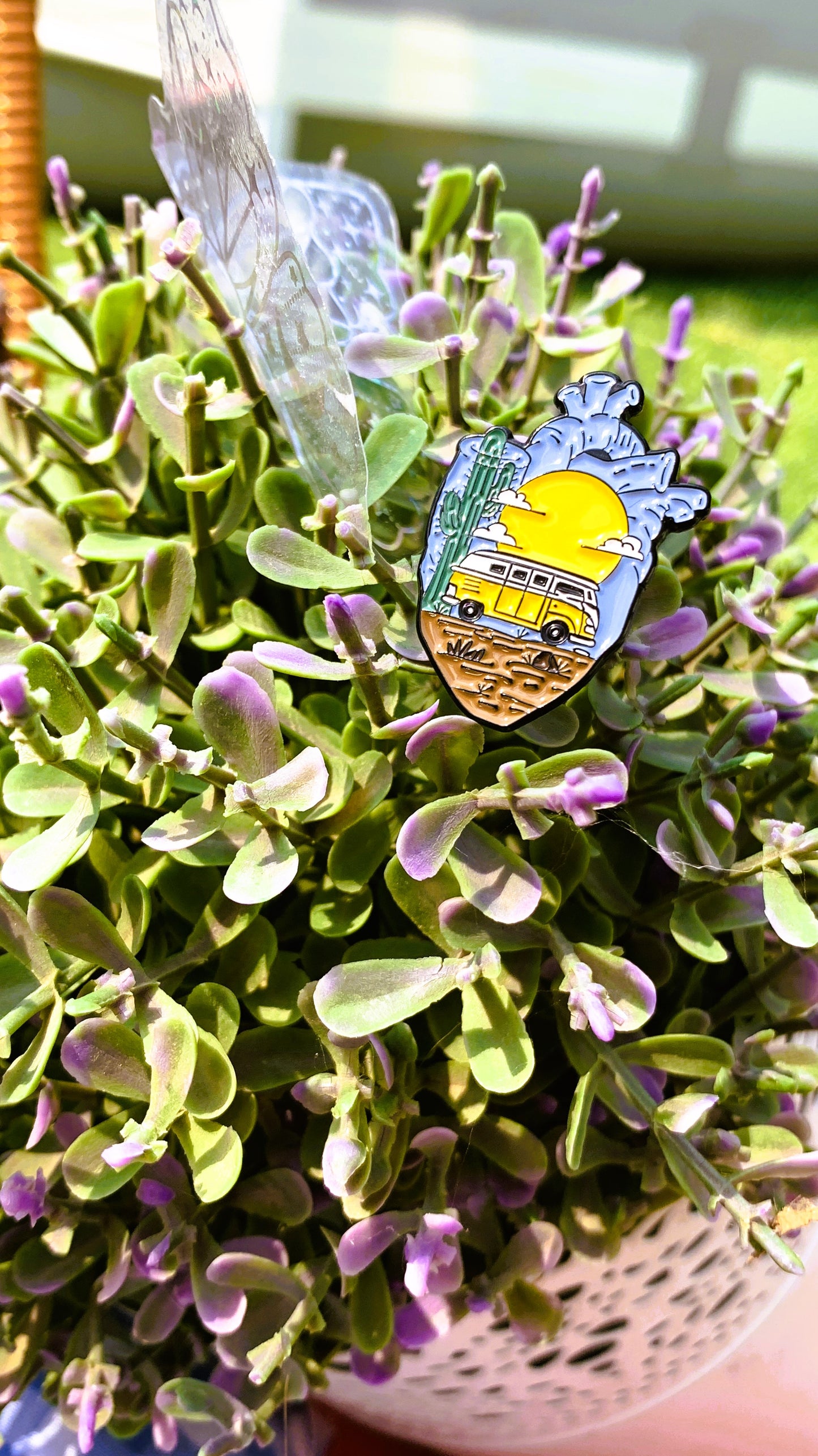 Set de Pins Aventura de Camping (3 piezas) – Hoguera Nocturna, Montaña & Río, Furgoneta Camper | Regalo para Amantes de la Naturaleza, Excursionistas y Vanlife