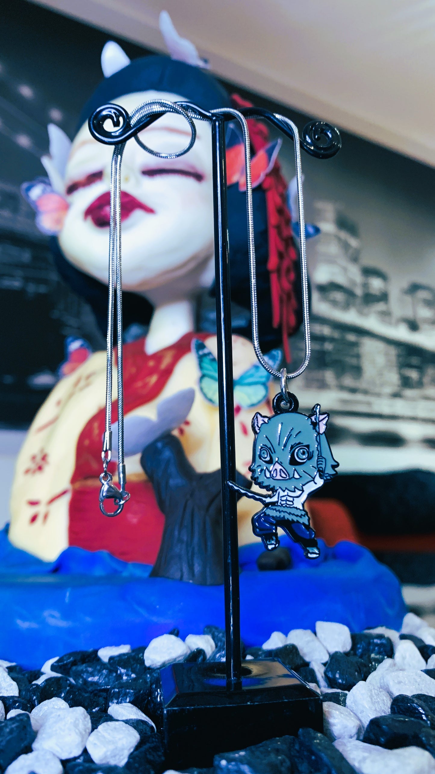 Pack Inosuke Hashibira – Pendientes, Charm & Collar (3 piezas) | Edición Limitada Regalo Otaku