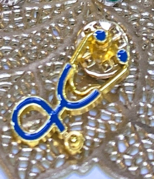 Pins Estetoscopio Clínico | Clinical Stethoscope Enamel Pin Collection | Limited 1:1 Edition Clinical Stethoscope Enamel Pin Collection | Limited 1:1 Edition | MedPins