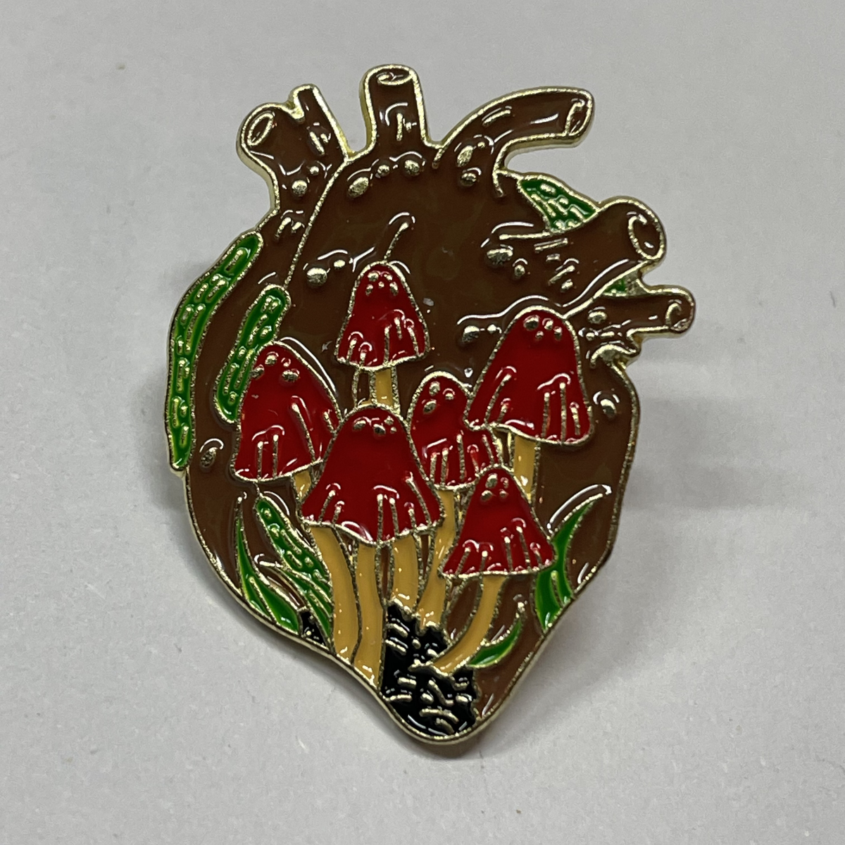 Pin Corazón micelio vital de MedPins