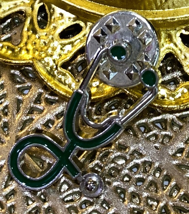 Pins Estetoscopio Clínico | Clinical Stethoscope Enamel Pin Collection | Limited 1:1 Edition Clinical Stethoscope Enamel Pin Collection | Limited 1:1 Edition | MedPins